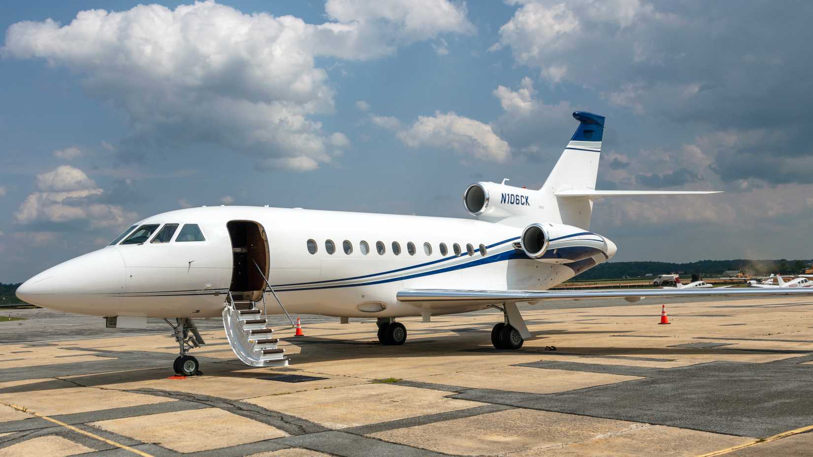 What Is Special About The Dassault Falcon 900?