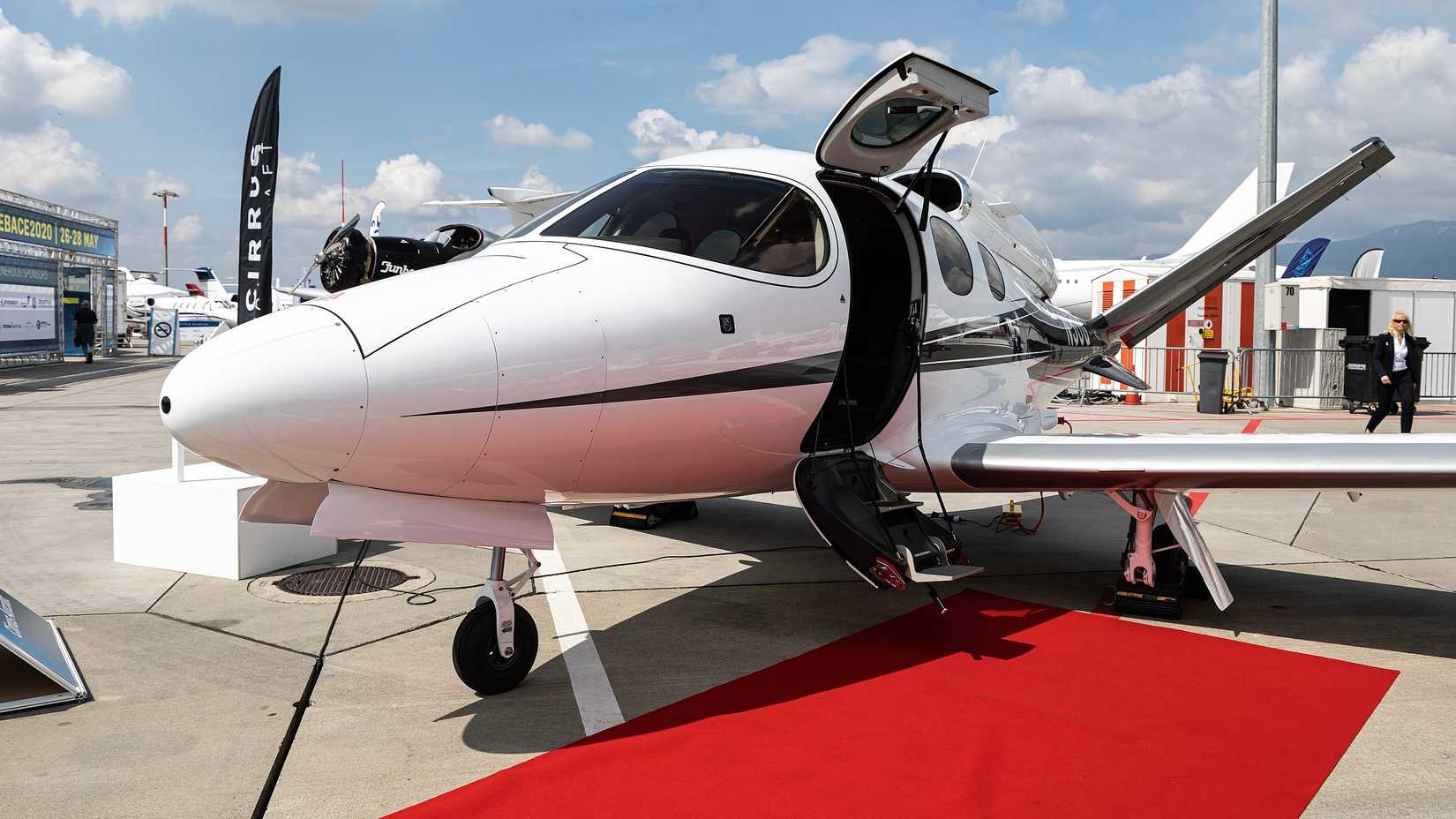 Vision Jet Speed Single Engine Jet: A Look At The Cirrus Vision Jet's Speed