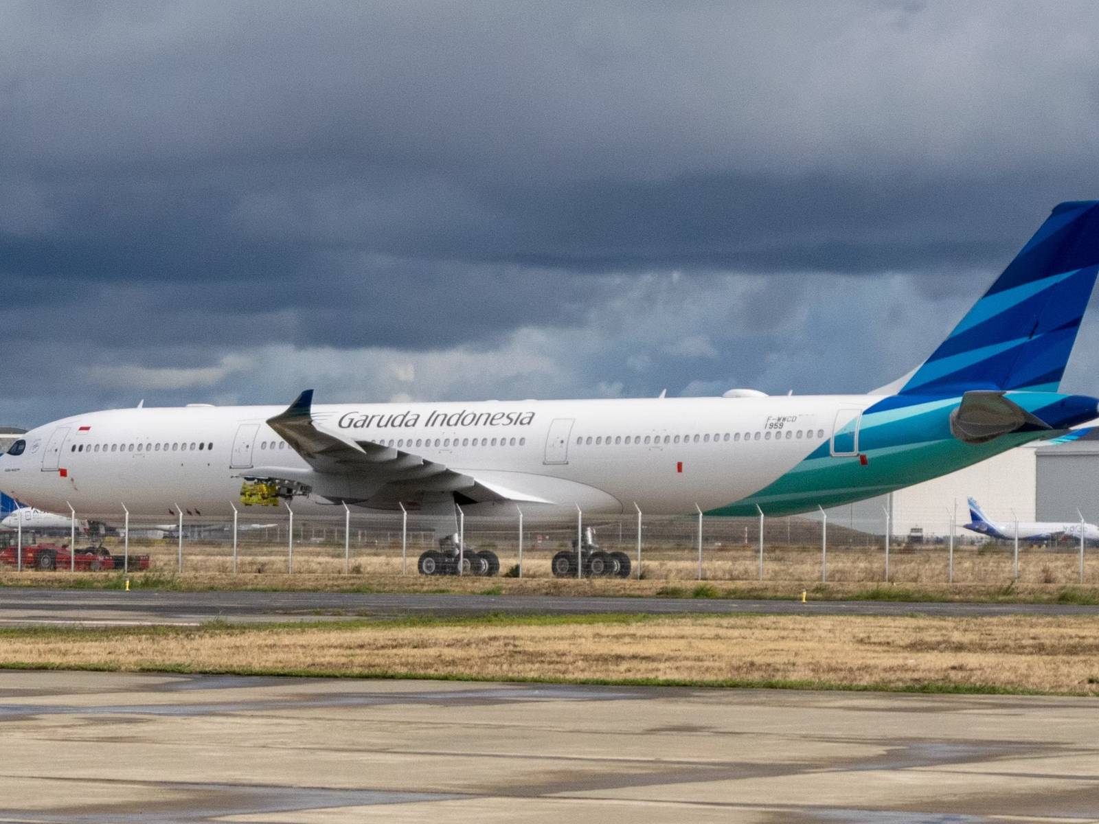garuda-indonesia-airbus-a330. garuda-indonesia-airbus-a330.
