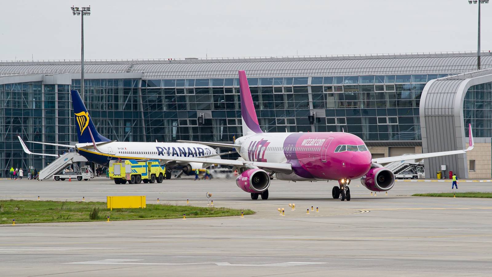 How Reliable Is The Boeing 737 Compared To The Airbus A320 Family?