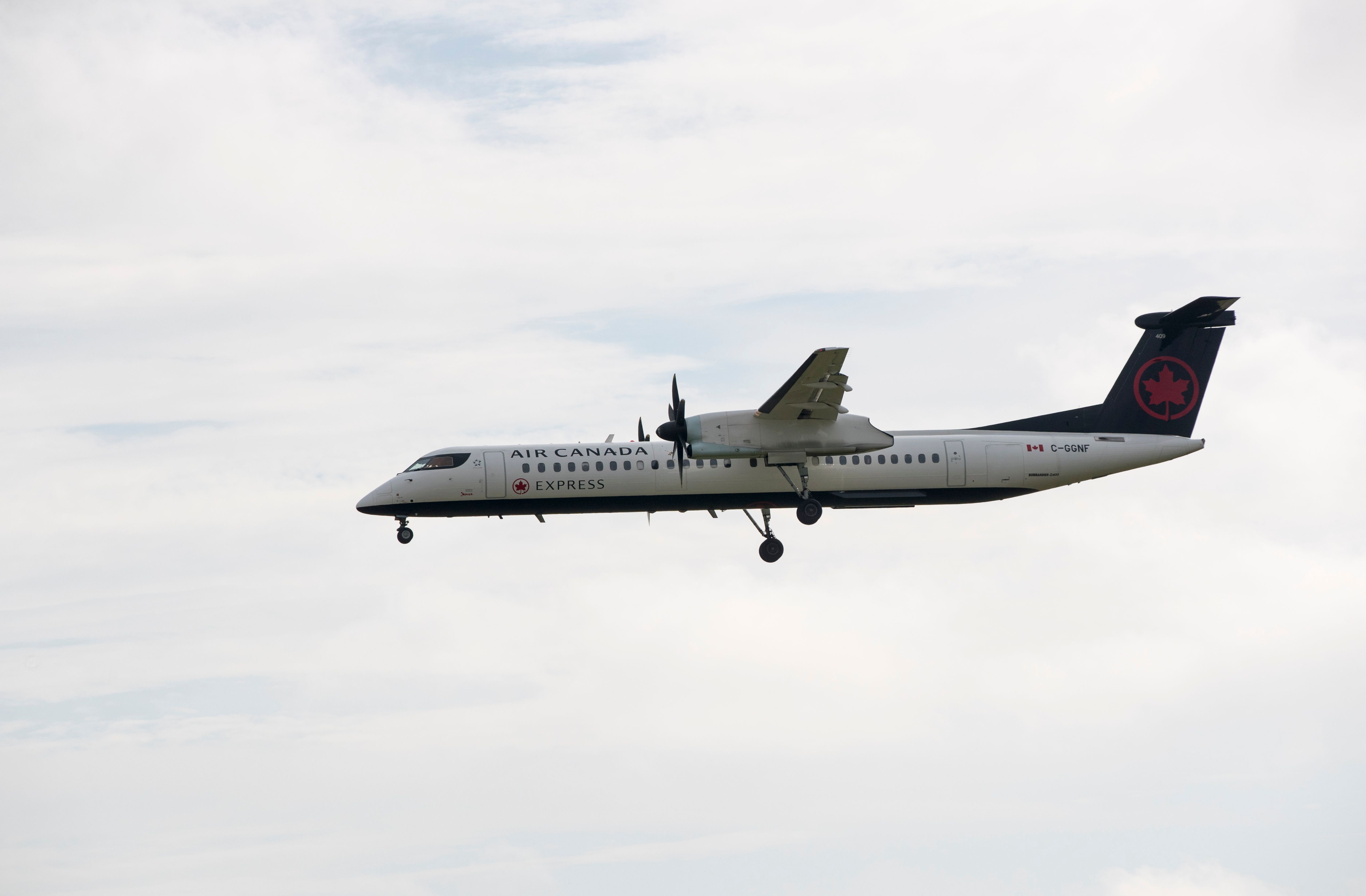 Air Canada Will Be The 1st Airline To Offer WiFi On The Dash 8-400