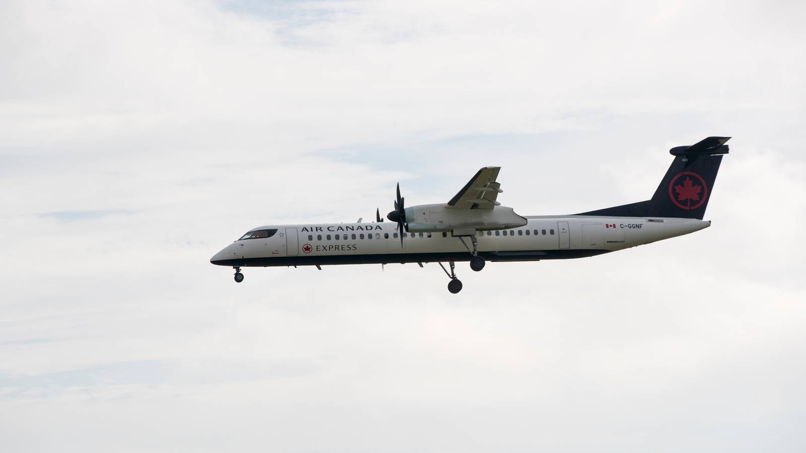 Air Canada Will Be The 1st Airline To Offer WiFi On The Dash 8-400