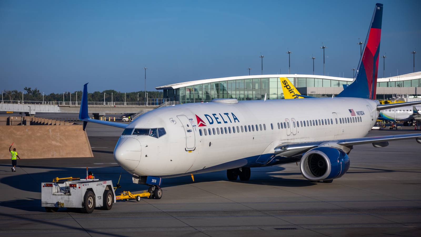 Sabotaged AT&T Internet Wires Near Sacramento Airport Causes Delays For Southwest And Delta