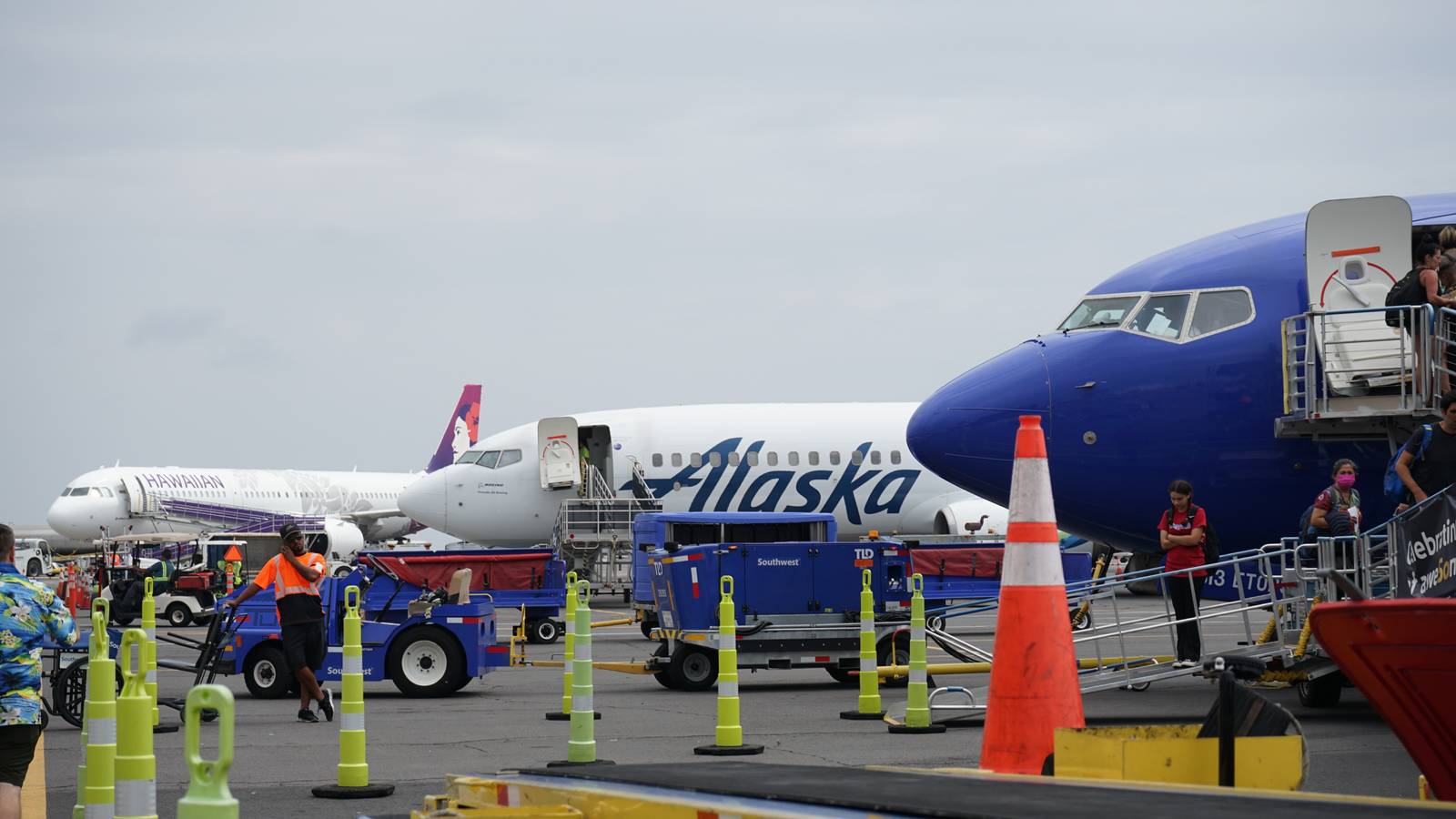 Runway Crack Prompts Nearly 2-Hour Closure At Kona International Airport