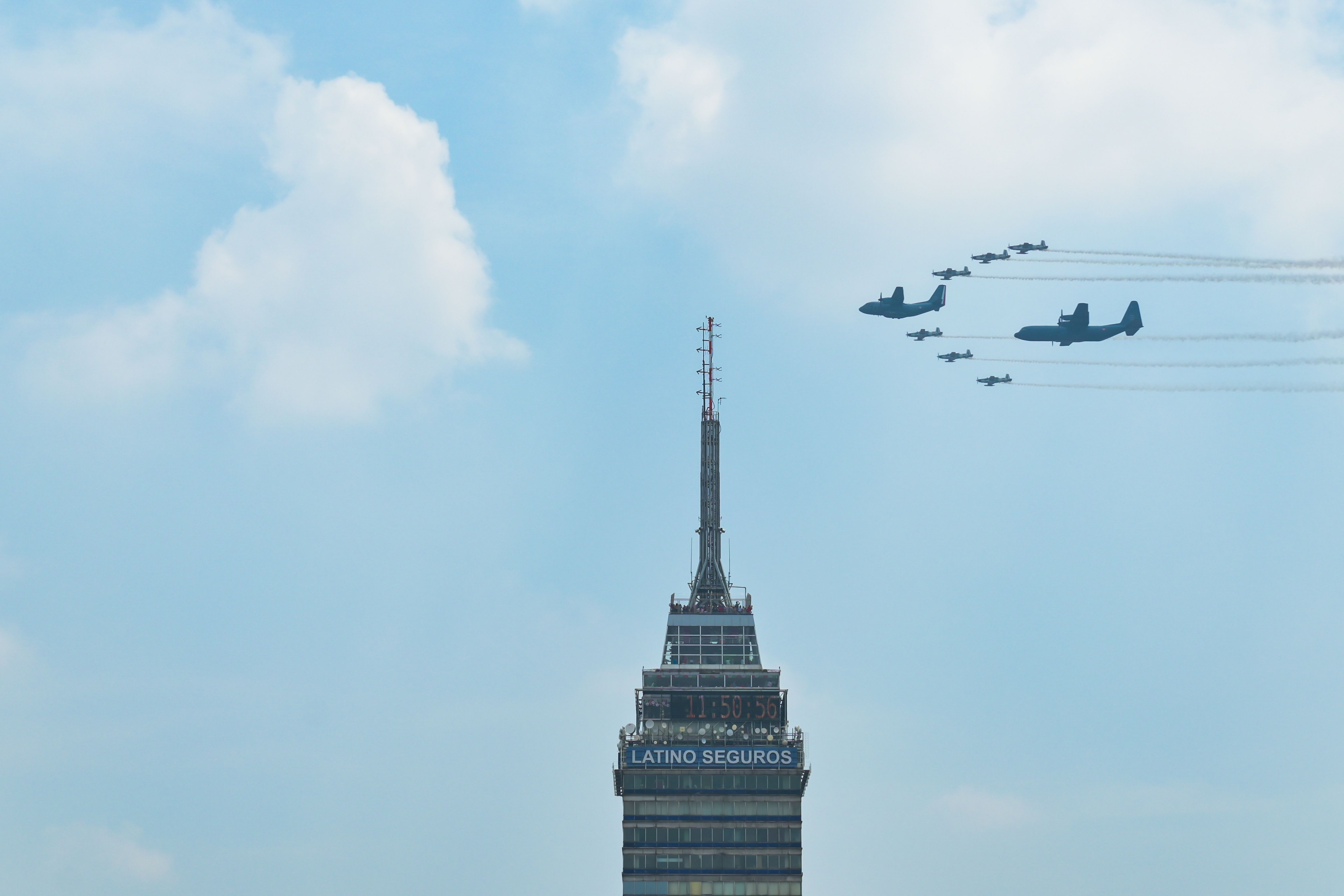The Mexican Air Force: Which Aircraft Does It Fly?