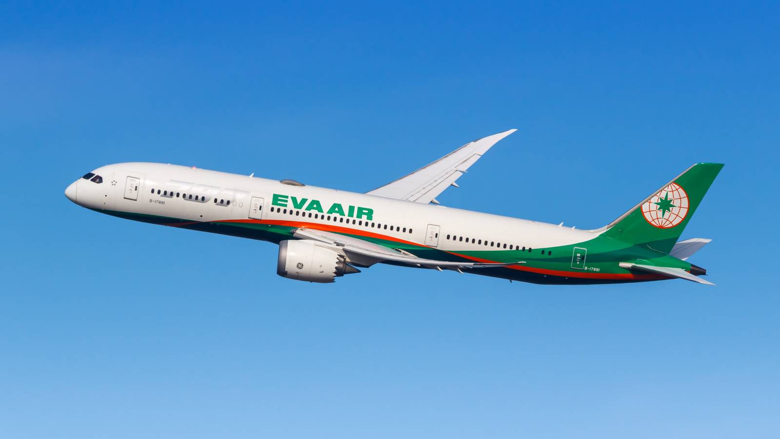 How Much Can The Boeing 787's Wings Flex?