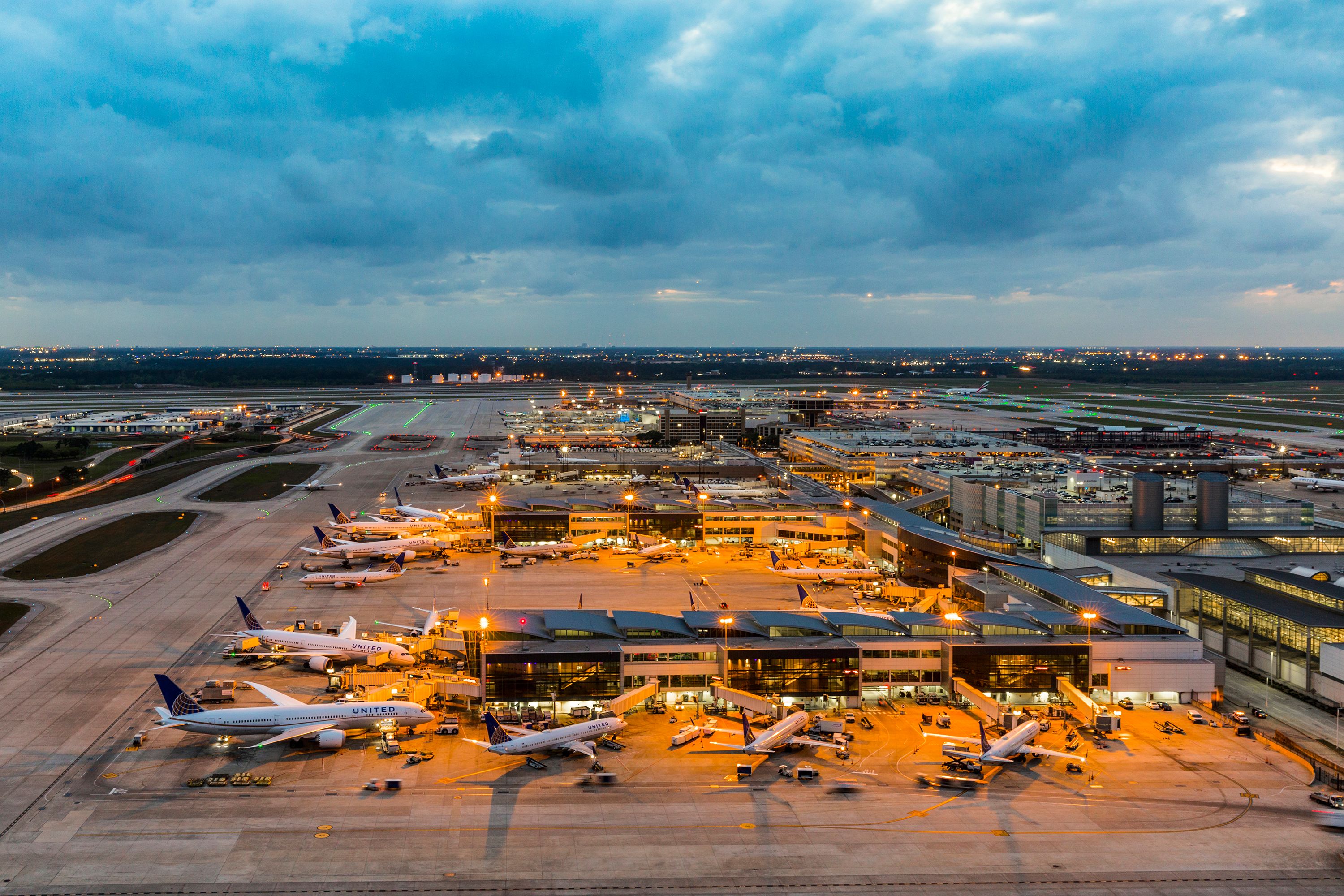 Houston Airport Terminal B Lobby To Close Until 2026 For United Airlines-Led Renovation