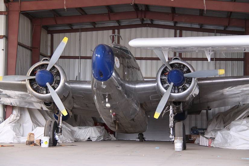 Lockheed Model 18 Lodestar: 5 Fast Facts About The Versatile Transport ...