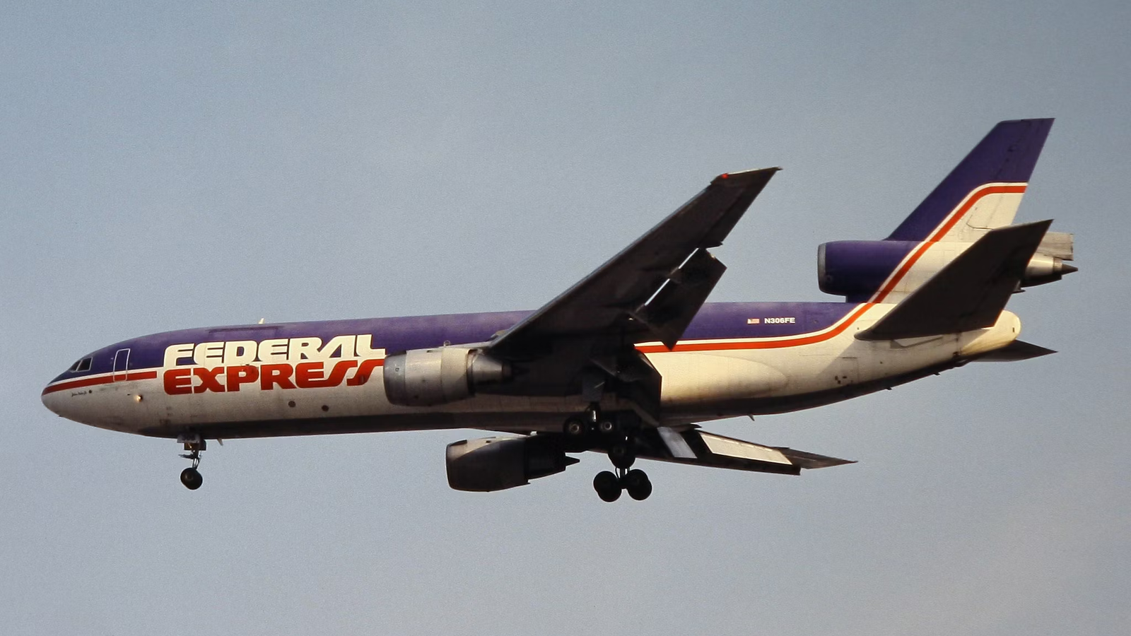 How A FedEx Crew Overcame Serious Injuries To Recover A Hijack