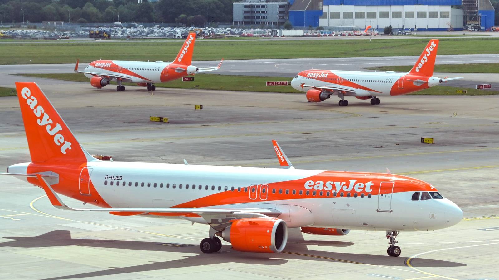 Strike Threat Looming? easyJet Pilots Reported To Reject Airline Pay Offer