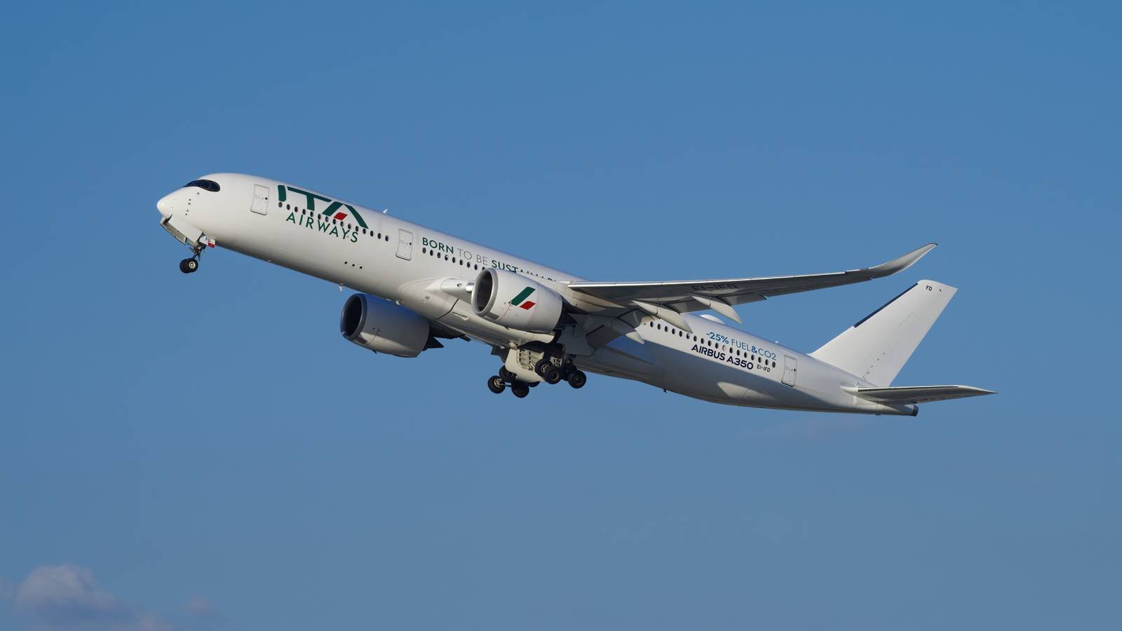 20 Airlines Face "Greenwashing" Accusations As EU Targets Sustainability Claims