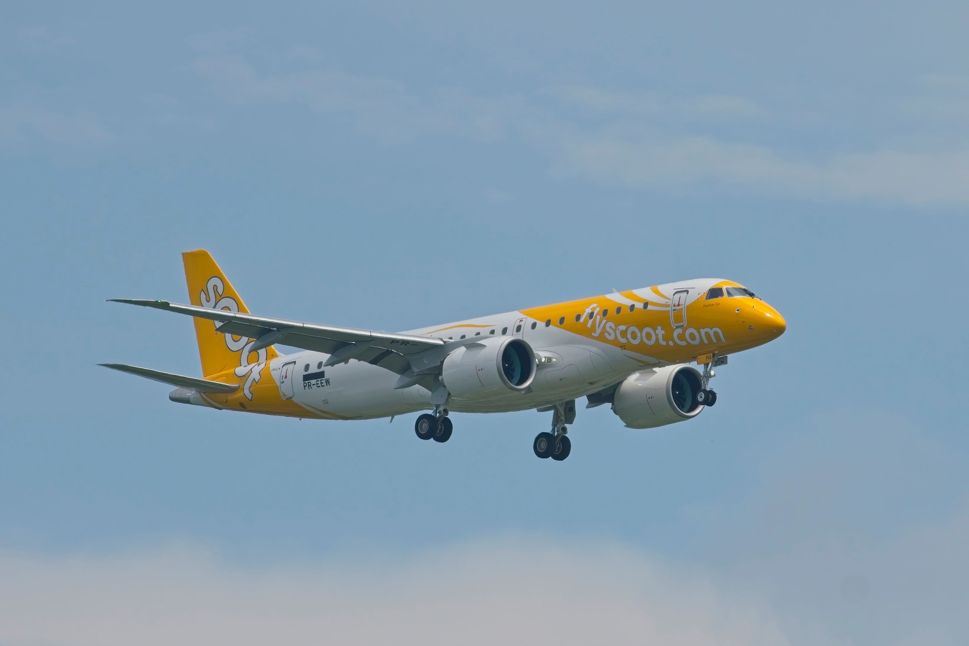 Scoot Celebrates Launch Of New Embraer E190-E2 At Singapore Changi Airport