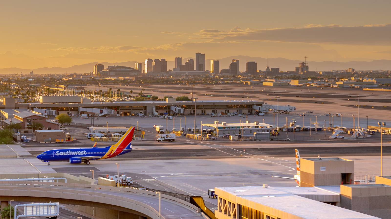 Phoenix Sky Harbor International Airport Will Build New Terminal To Meet Increasing Demand