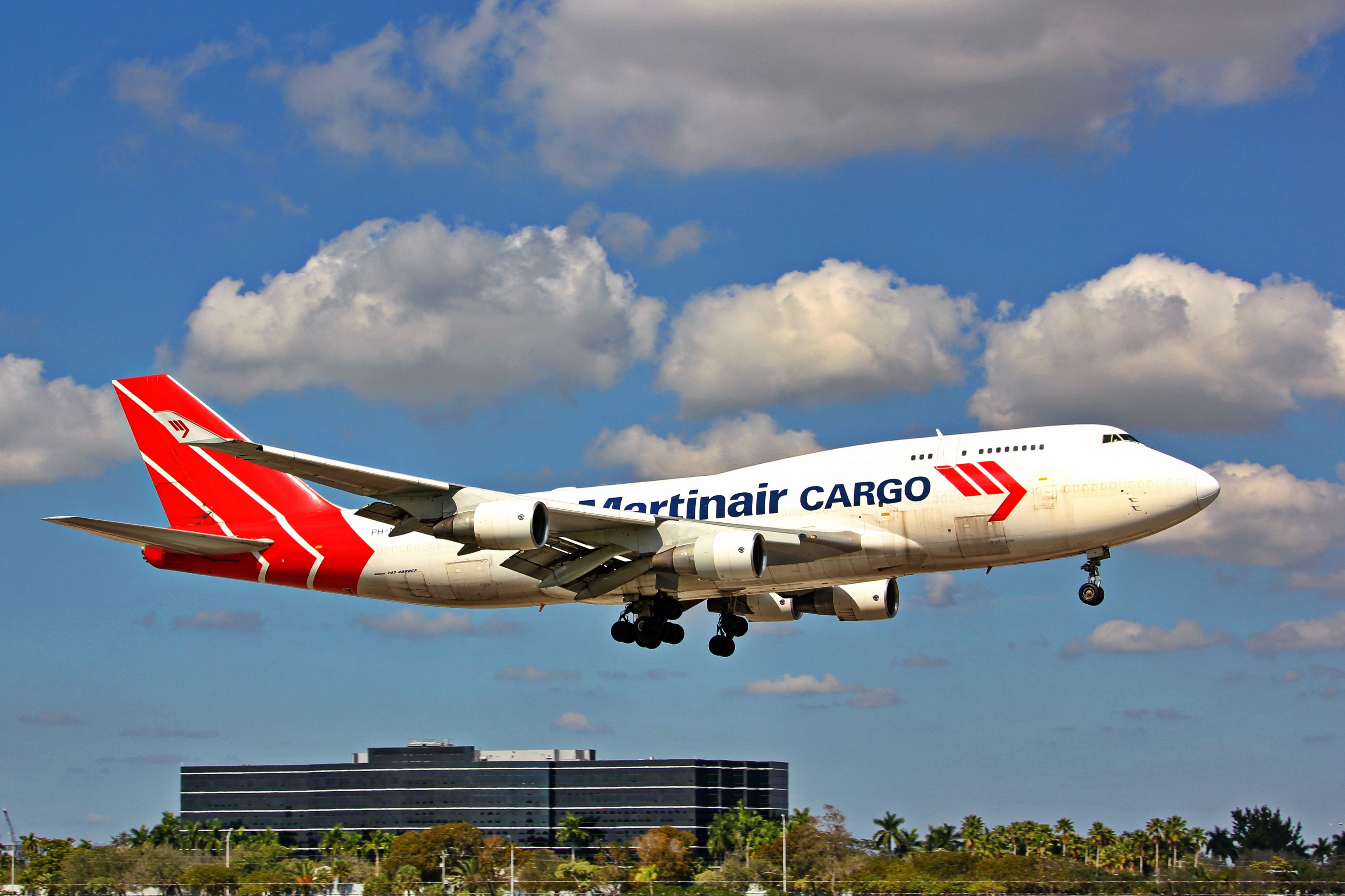 Pride In Flight: Lions Vasylyna & Nikola Travel On Martinair Cargo Boeing 747 To South Africa