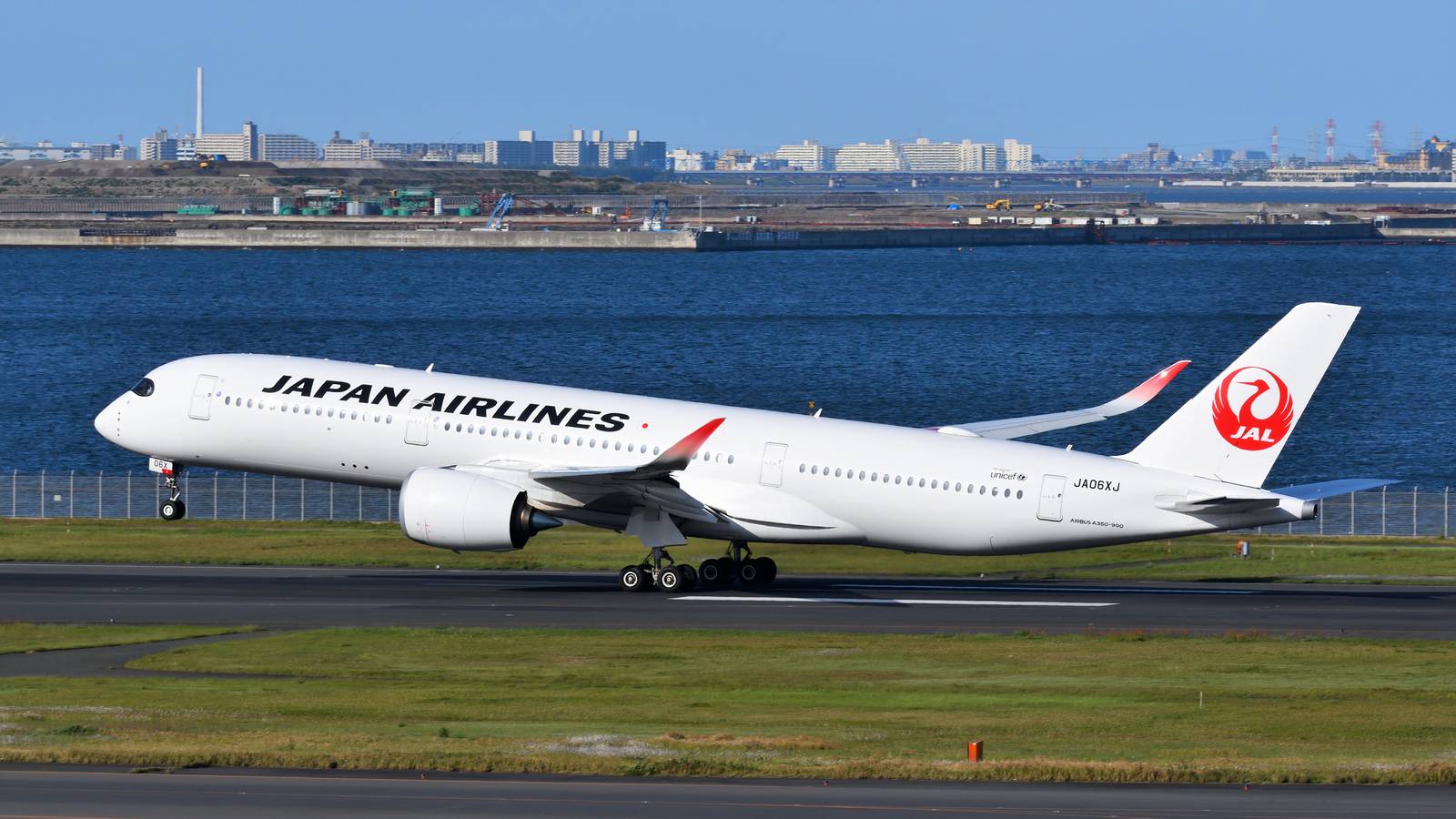Which Country's Laws Are Enforced During International Flights?