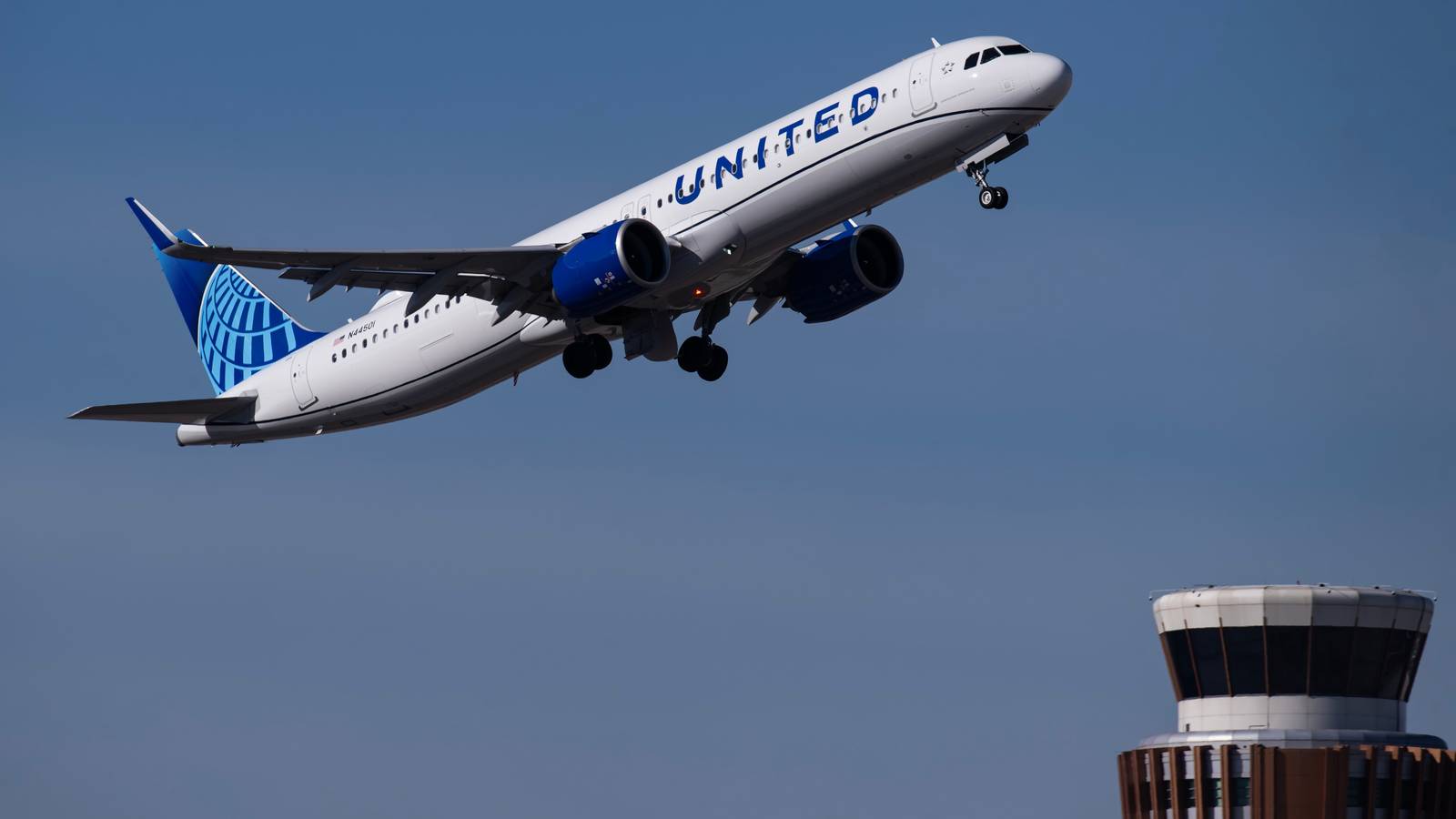 Cross-Country: What Are United Airlines' Longest Routes With Airbus Narrowbodies?