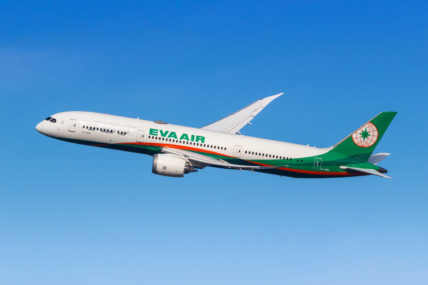 EVA Air Boeing 787-9 Dreamliner 