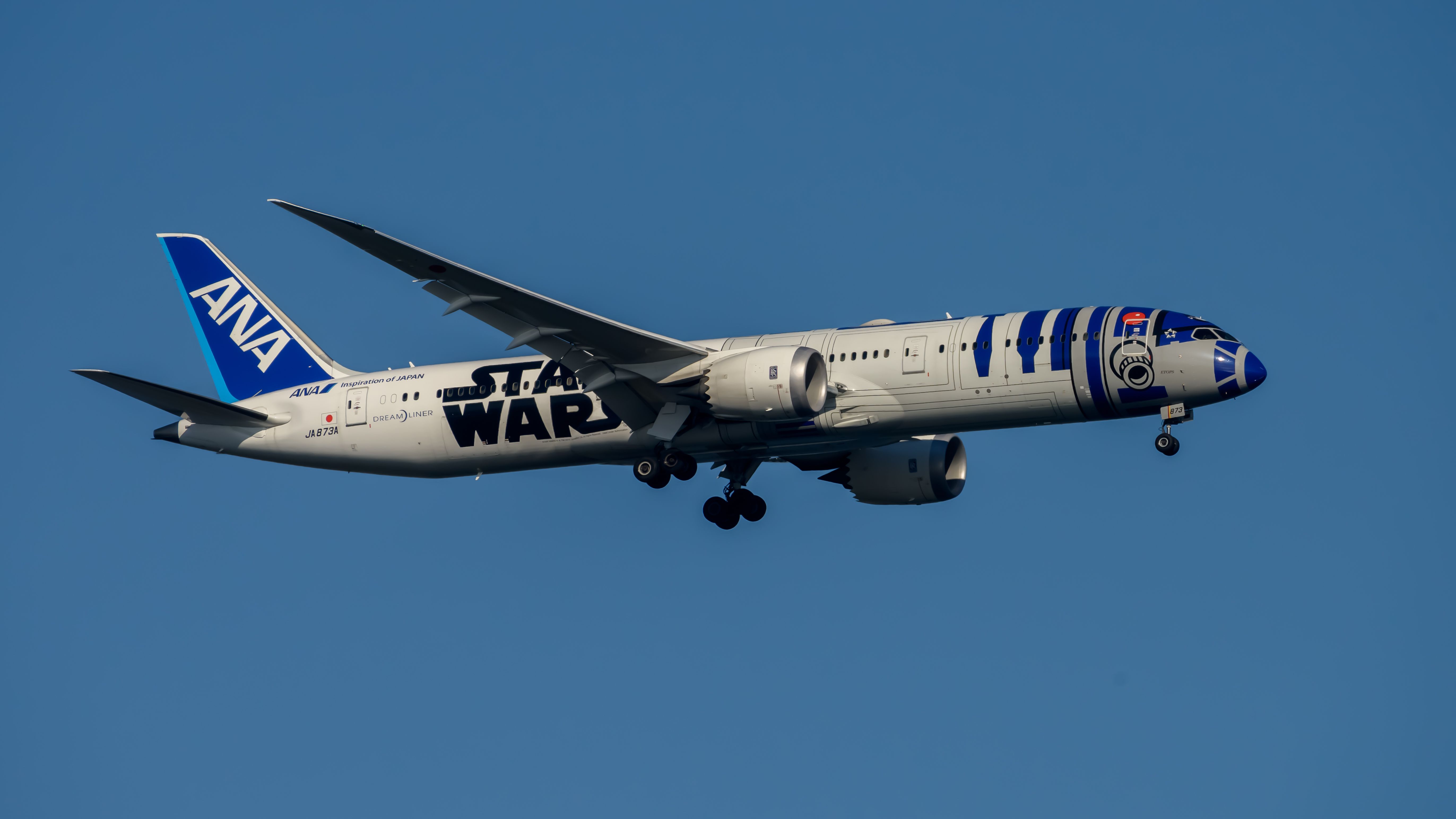 ANA x STARWARS｜R2-D2｜全日空商事｜ BOEING787-9 ANA celebrates the roll-out of the R2-D2 Star Wars Boeing