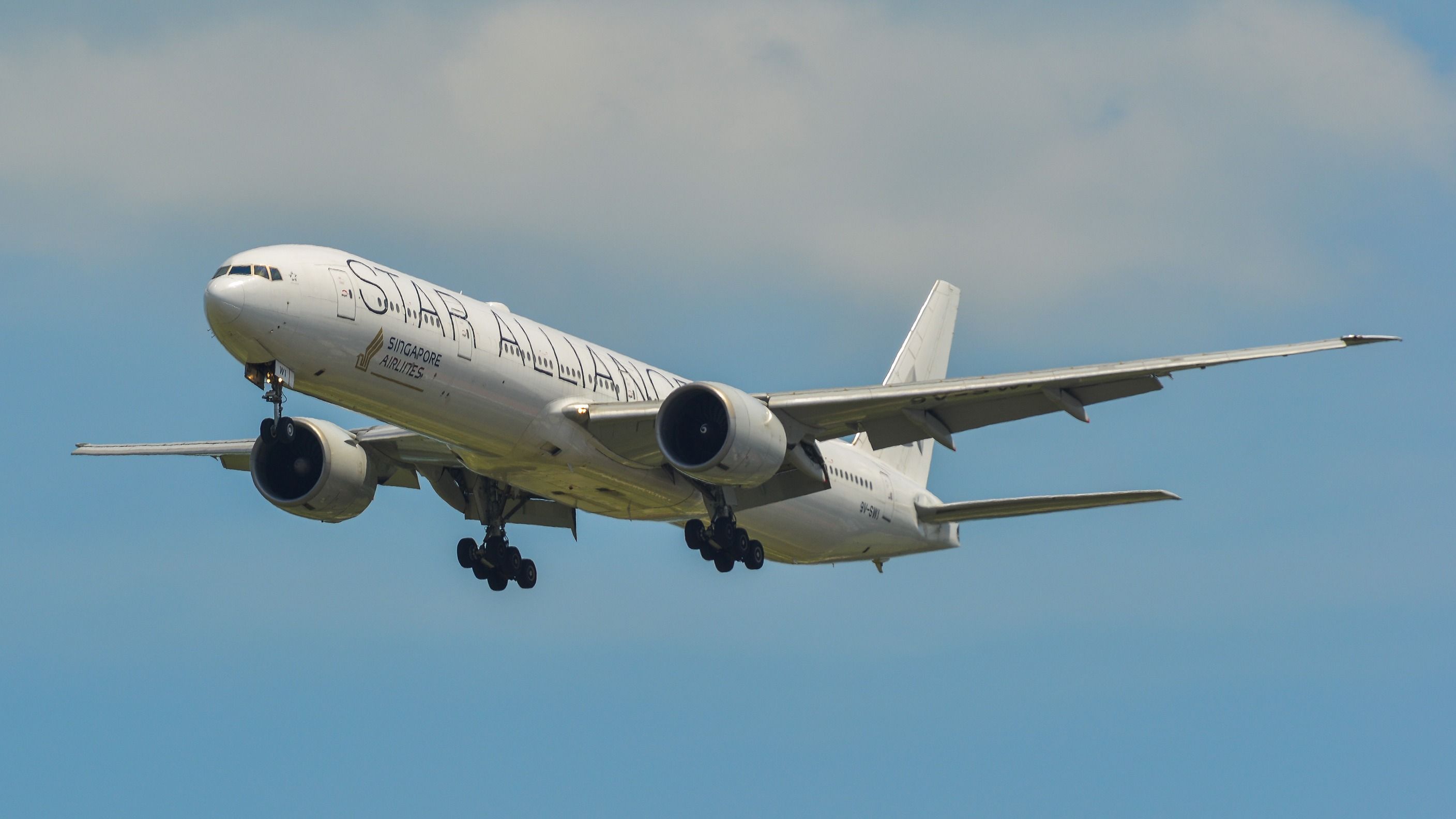 SINGAPORE AIRLINES 777-300ER シンガポール航空 PH Boeing 777-300ER | Singapore Airlines