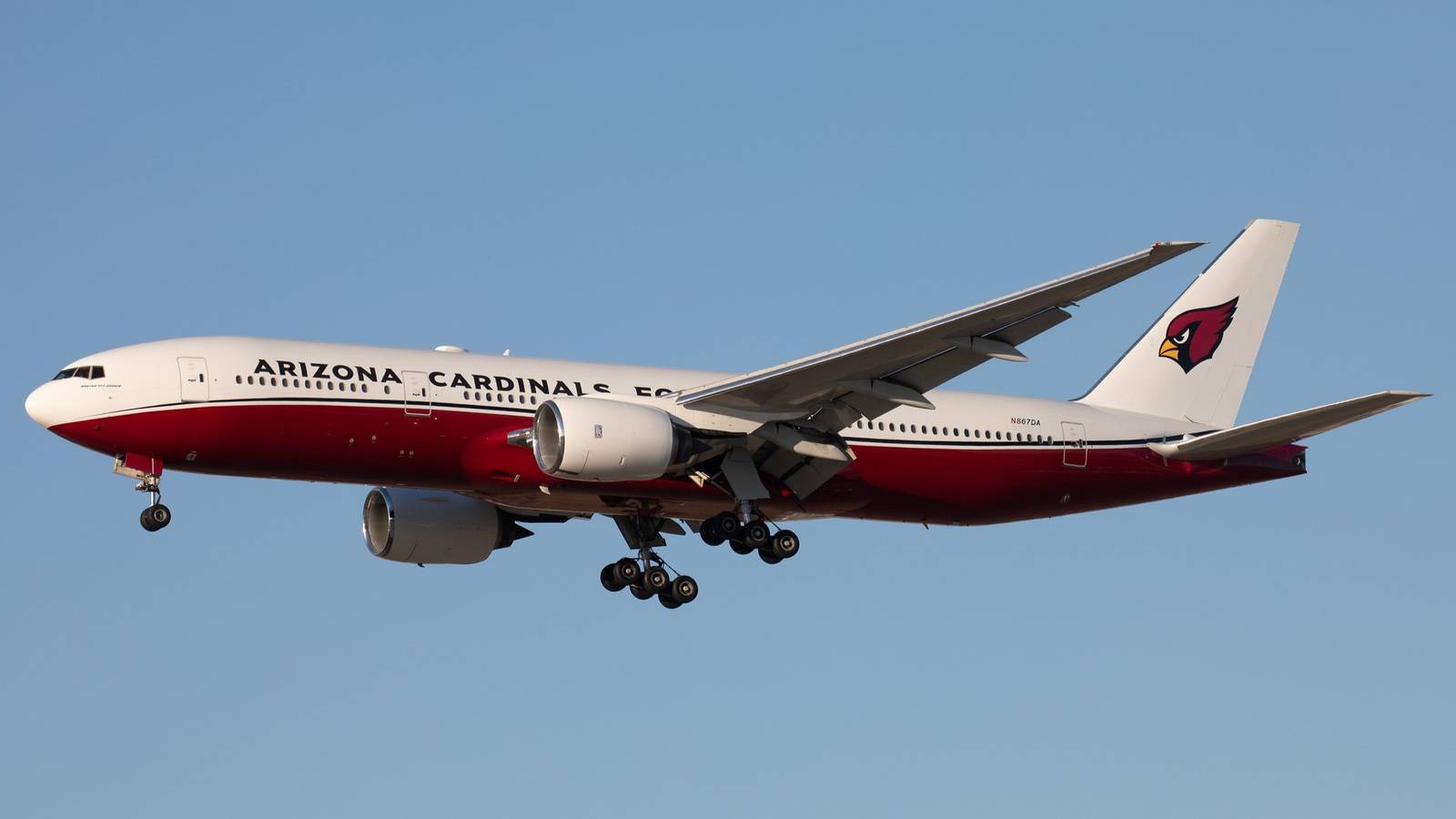 Arizona Cardinals Lend Their Boeing 777 Fleet To The Los Angeles Rams To Evacuate LA