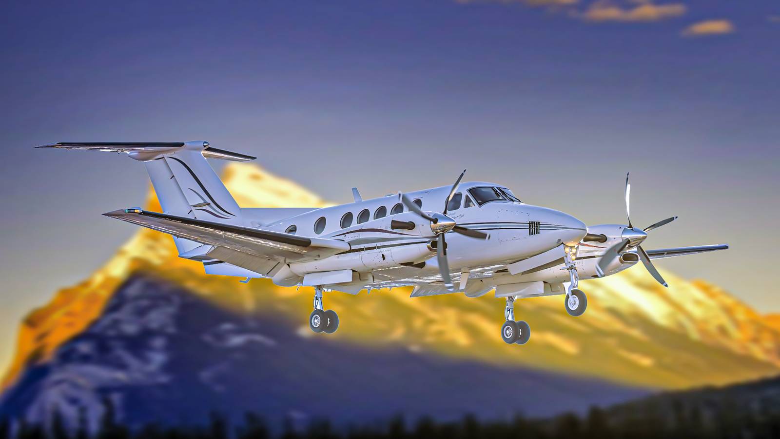 5 Little-Known Facts About The Beechcraft King Air 300 Series