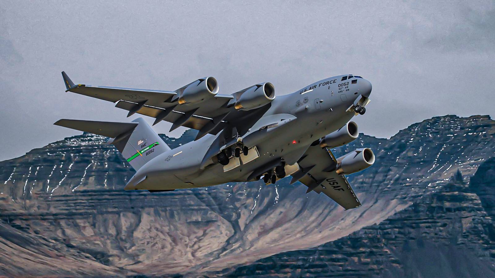 B-52 & More: 5 US Air Force Planes To Look For At Boeing Plaza EAA AirVenture 2024
