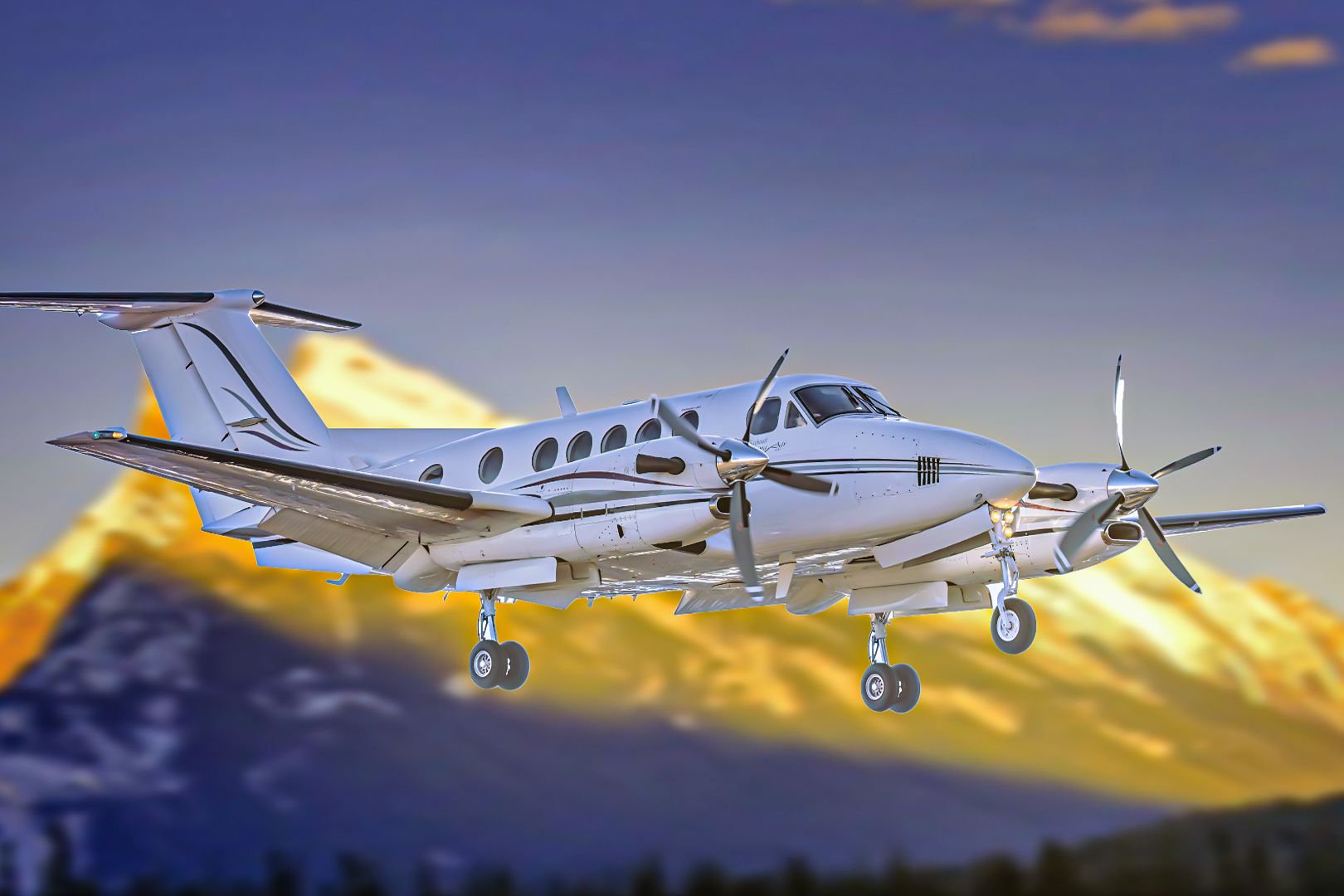 5 Little-Known Facts About The Beechcraft King Air 300 Series