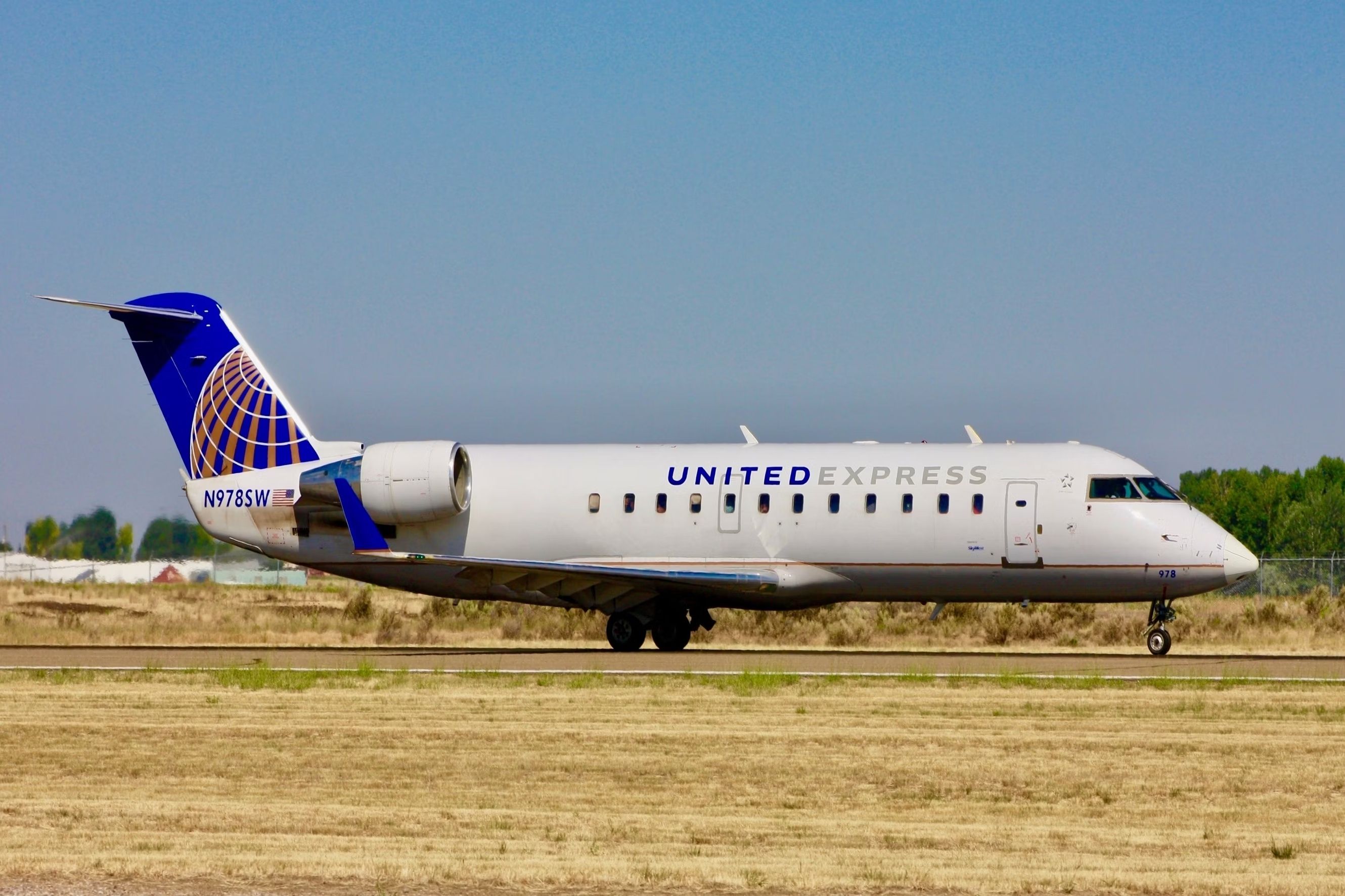 Chicago-Bound United Express Bombardier CRJ200 Diverts To Dayton