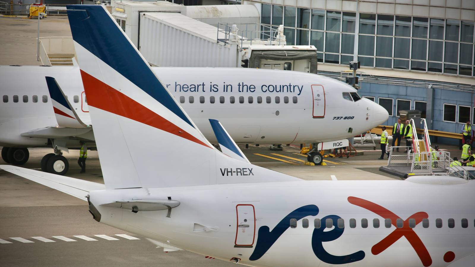 Rex Boeing 737s Take Australia's Most Reliable Airline To Perth