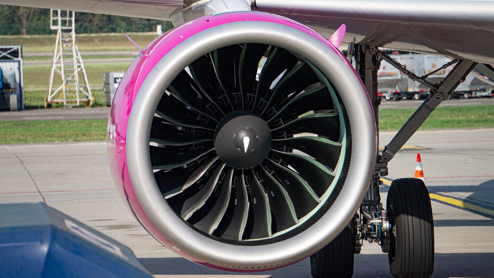 How Do Jet Engines Work?