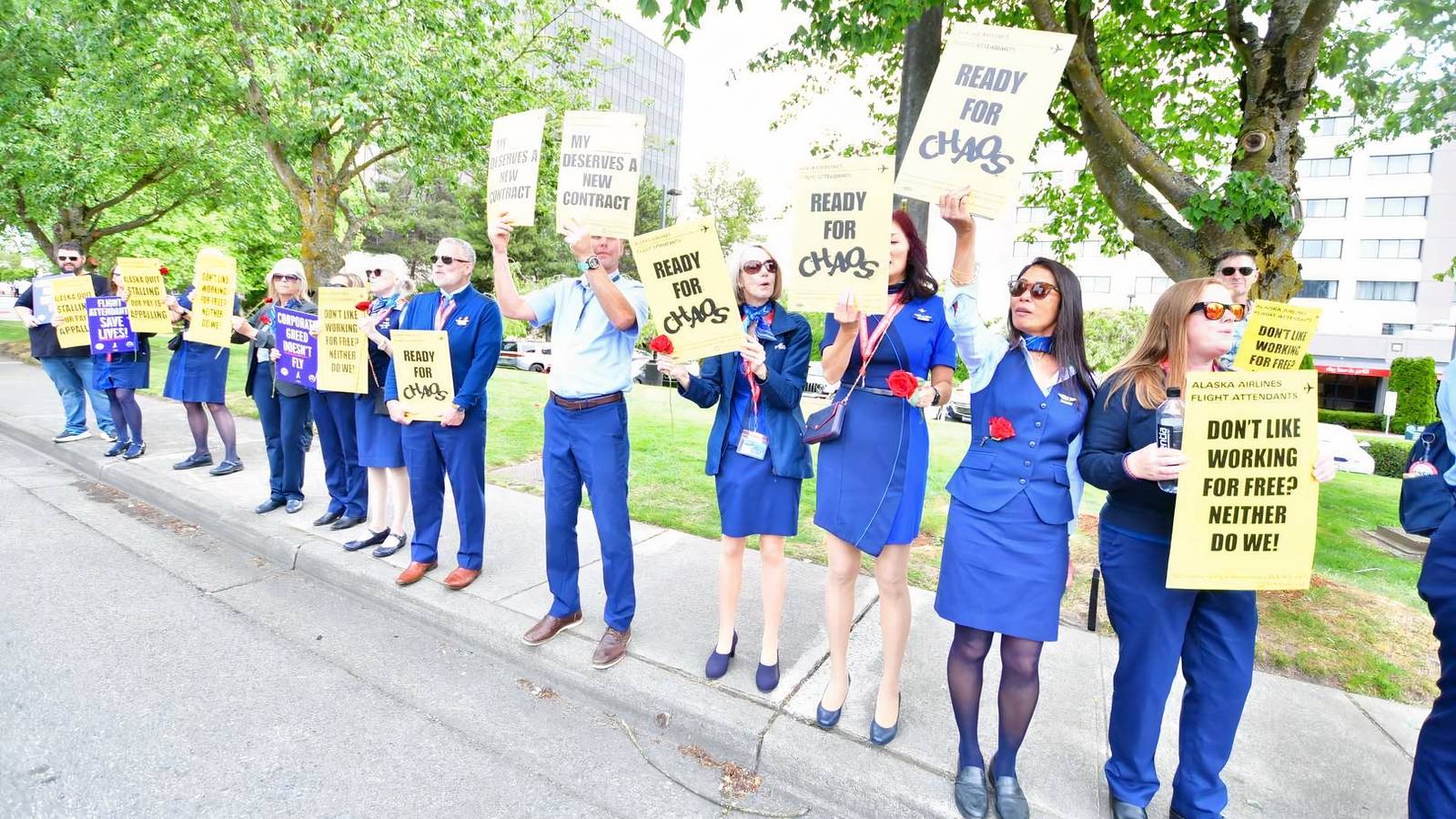 Alaska Airlines Flight Attendants Are Inching Closer to Release From Mediation
