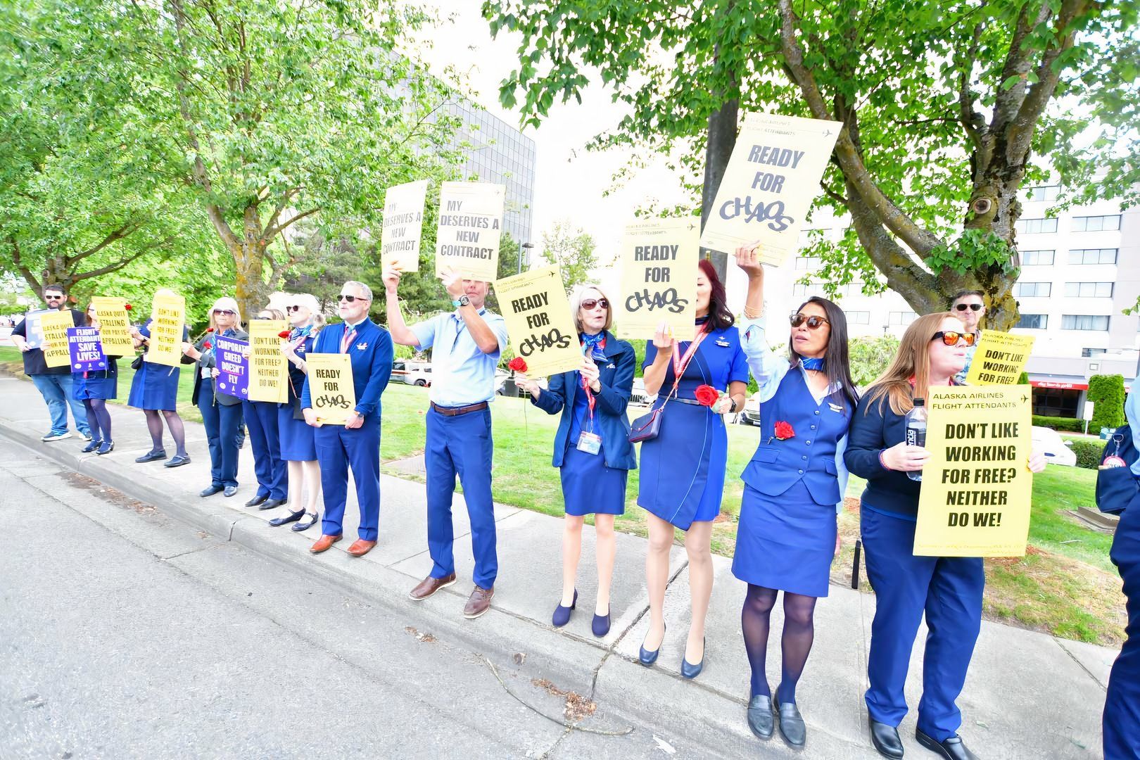 Alaska Airlines Flight Attendants Are Inching Closer to Release From Mediation