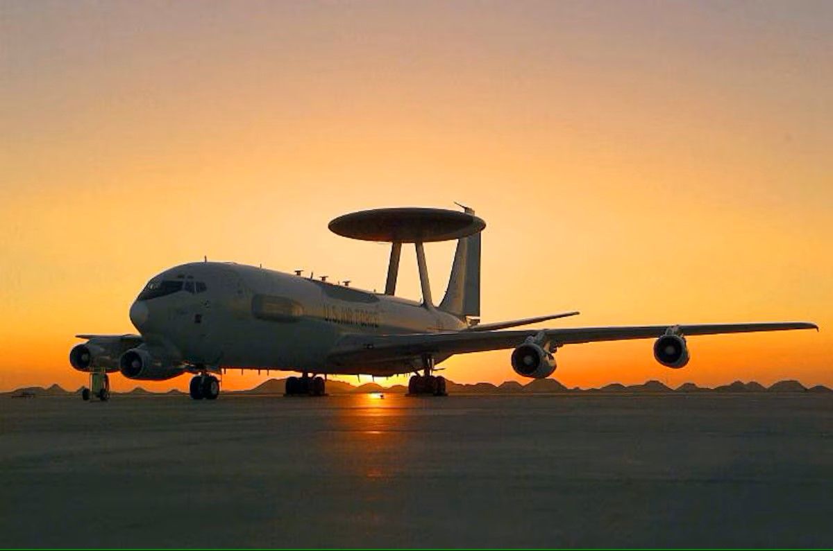 How Does The E-3 Sentry AWACS Enhance USAF Command And Control?