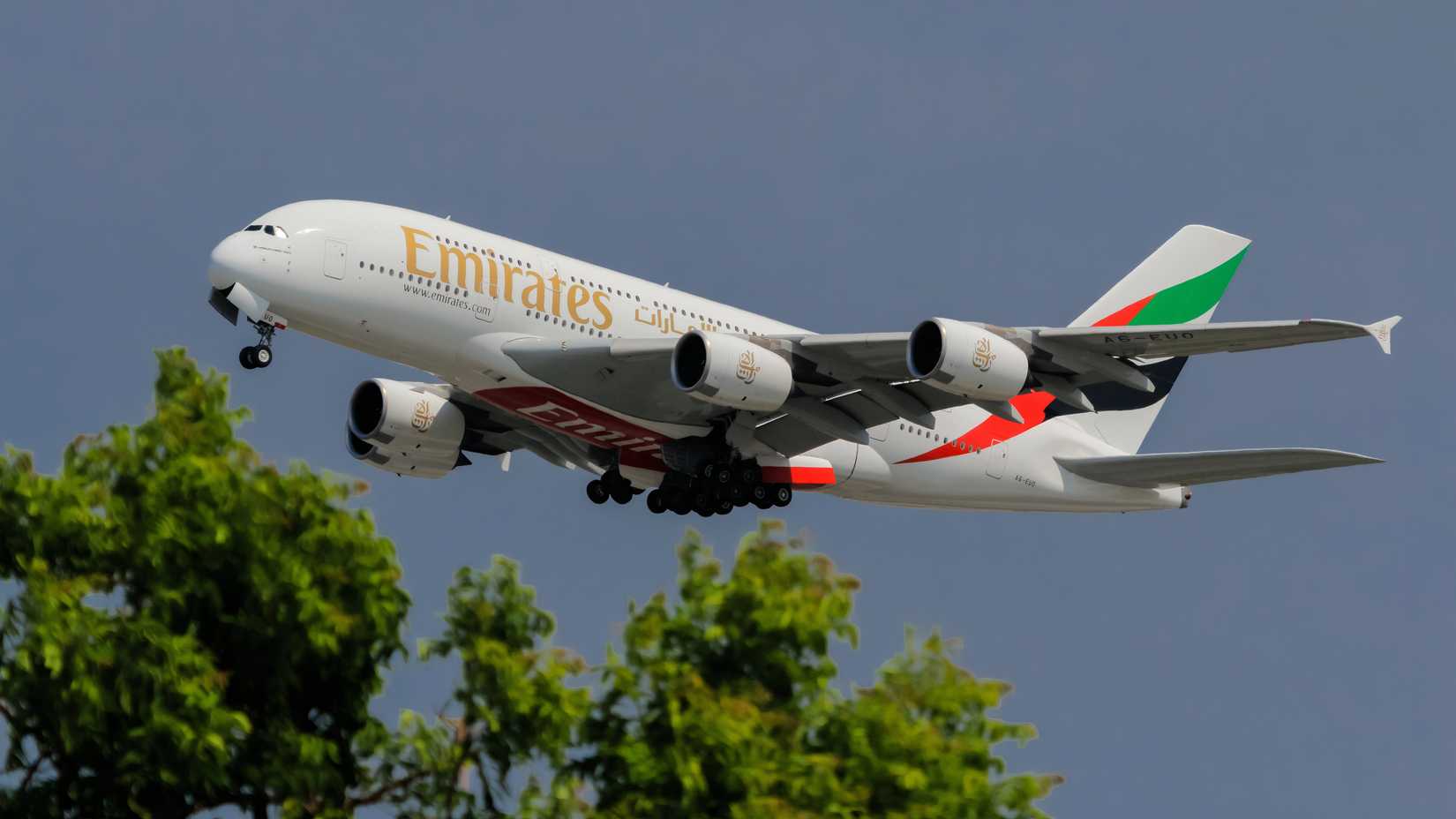 Emirates 615-seat A380 final approach shutterstock_1159666531-1