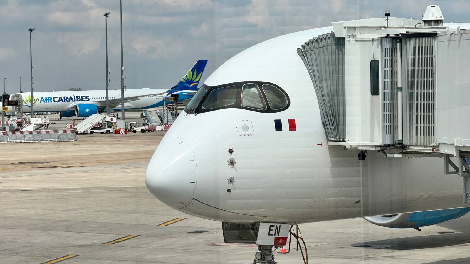 Flight Review: French bee Airbus A350-900 Premium Class From Los Angeles To Paris Orly