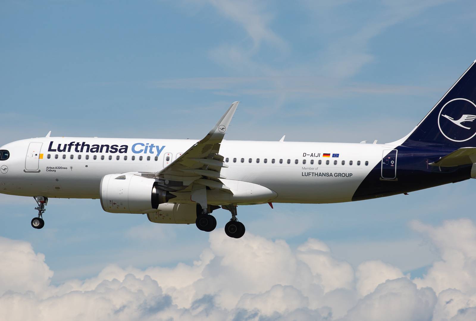 lufthansa-city-airlines-airbus