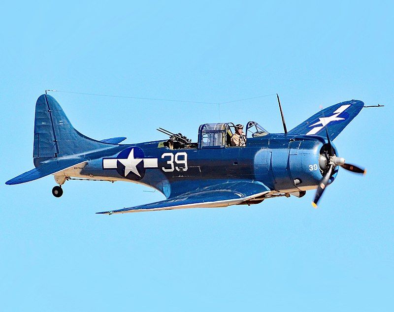 nx670am_douglas_sbd-5_dauntless_bu_no_28536_planes_of_fame_air_museum_-centered.jpg