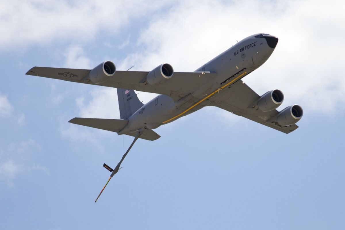 KC-135 Flap Falls From The Sky Into Quiet Hawaiian Beach Community's Lagoon