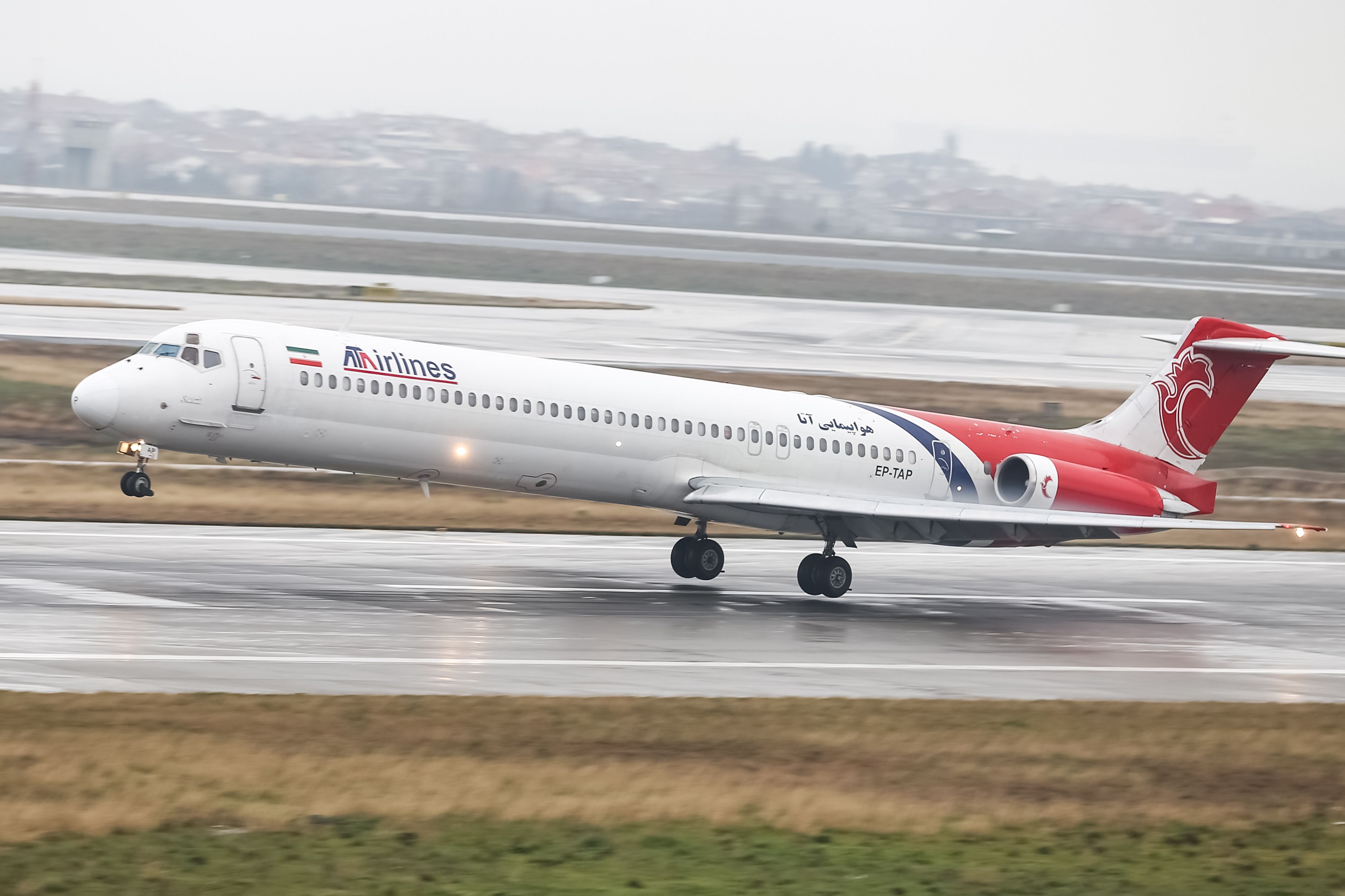 Iran Restores Its McDonnell Douglas Airline Fleet With Home-Made JT8D Engine Blades