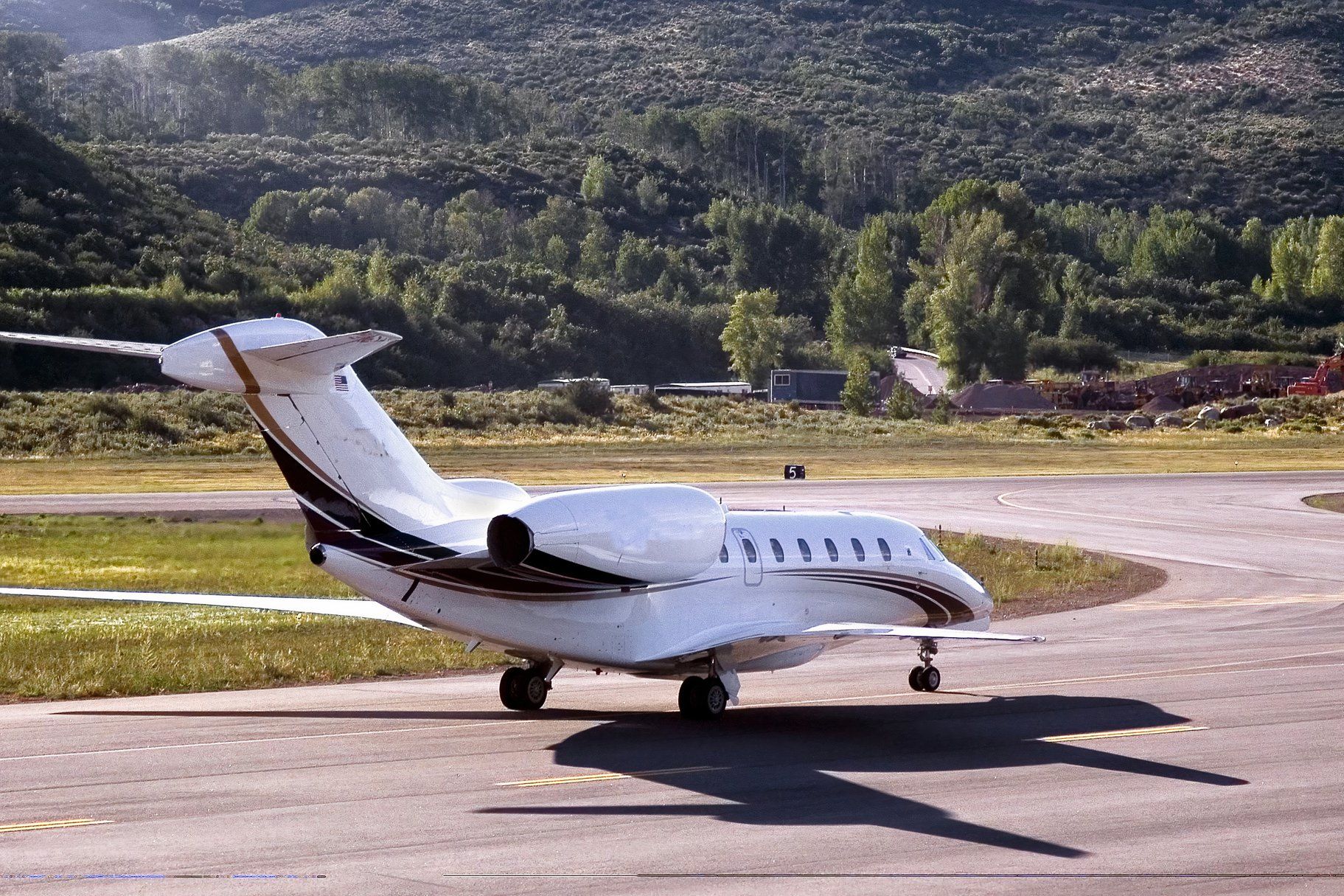 Aspen-Pitkin County Airport Expected To Reopen June 7