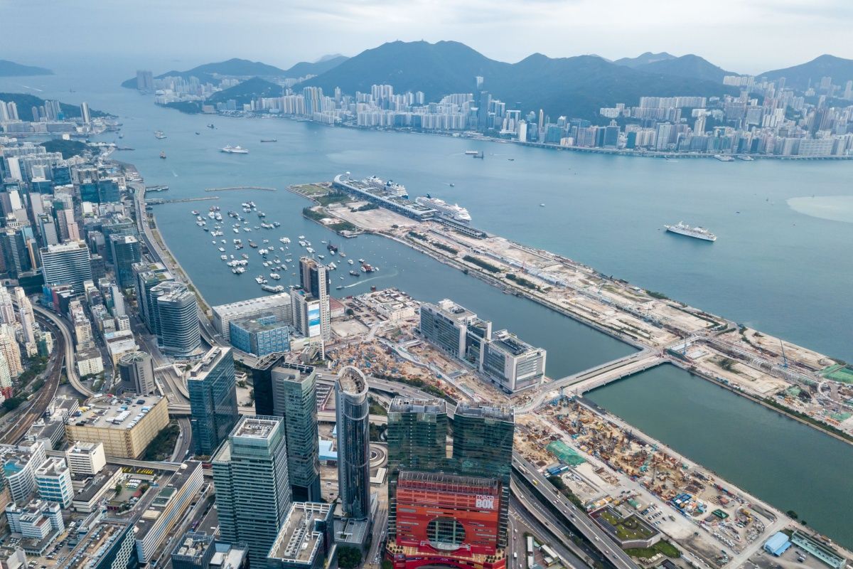 Hong Kong's Legendary Kai Tak Airport: 5 Fast Facts