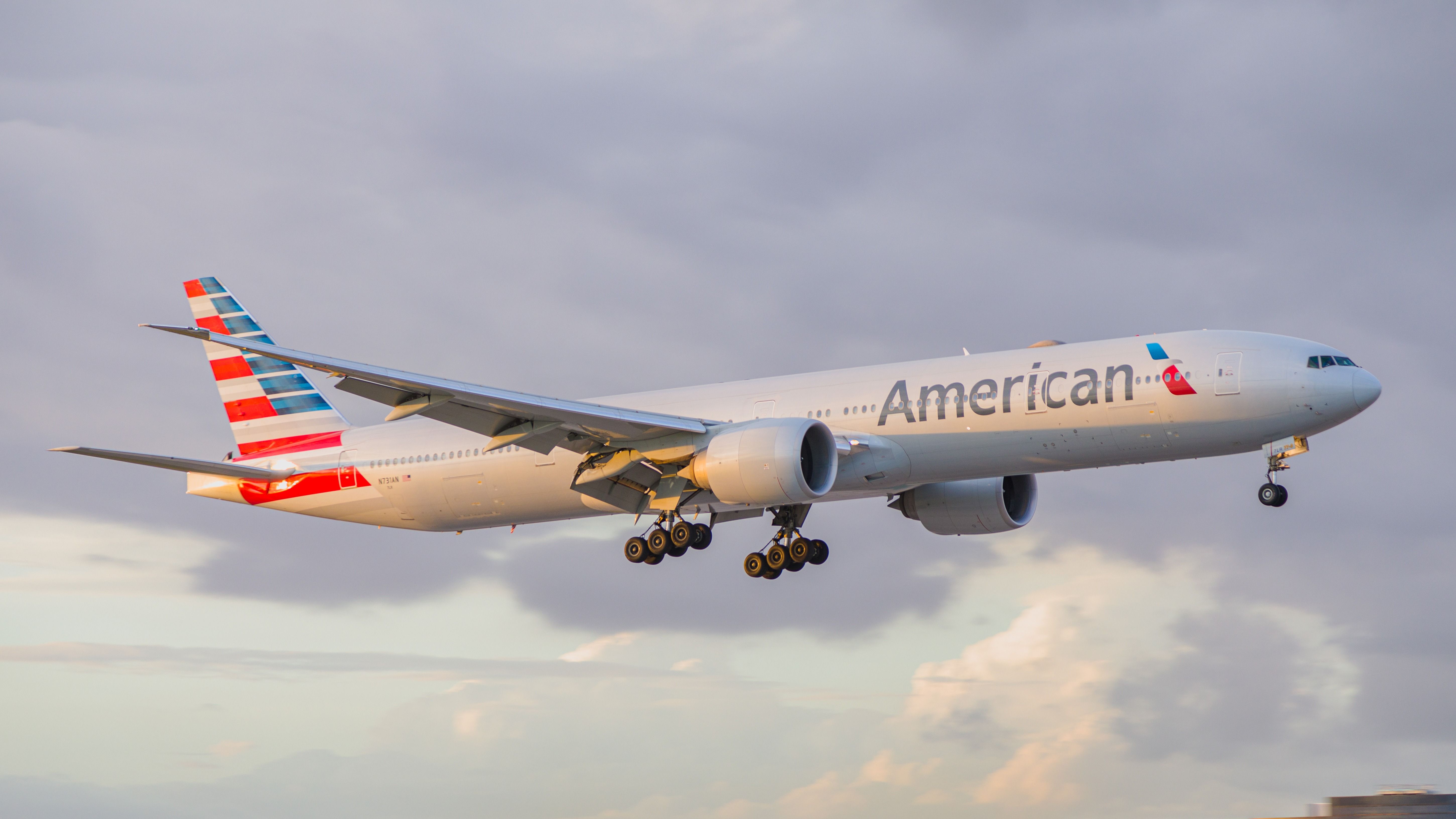 American Airlines Begins Daily Boeing 777-300ER Flights Between Charlotte & London
