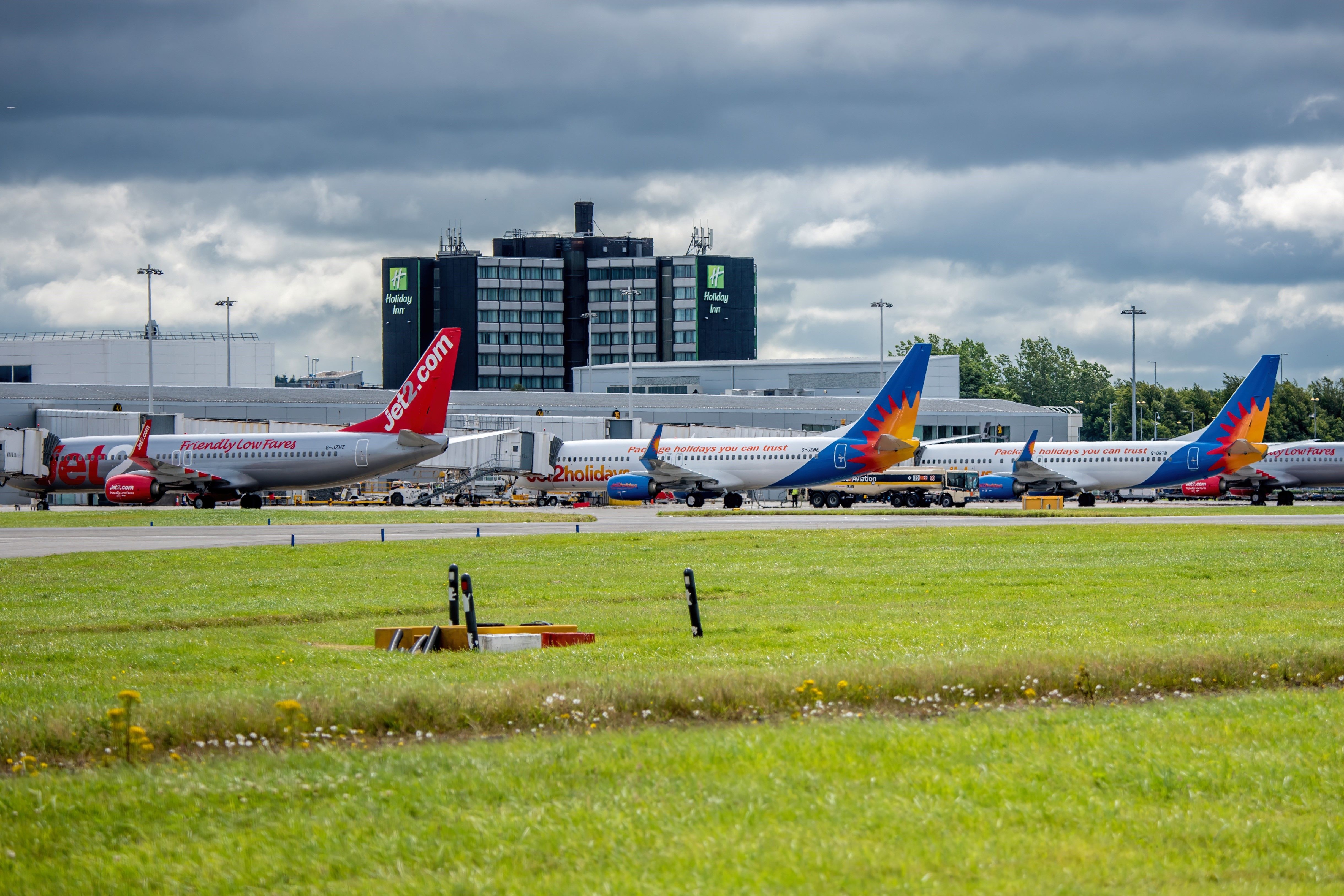 What Are The Differences Between Glasgow's Two Airports?