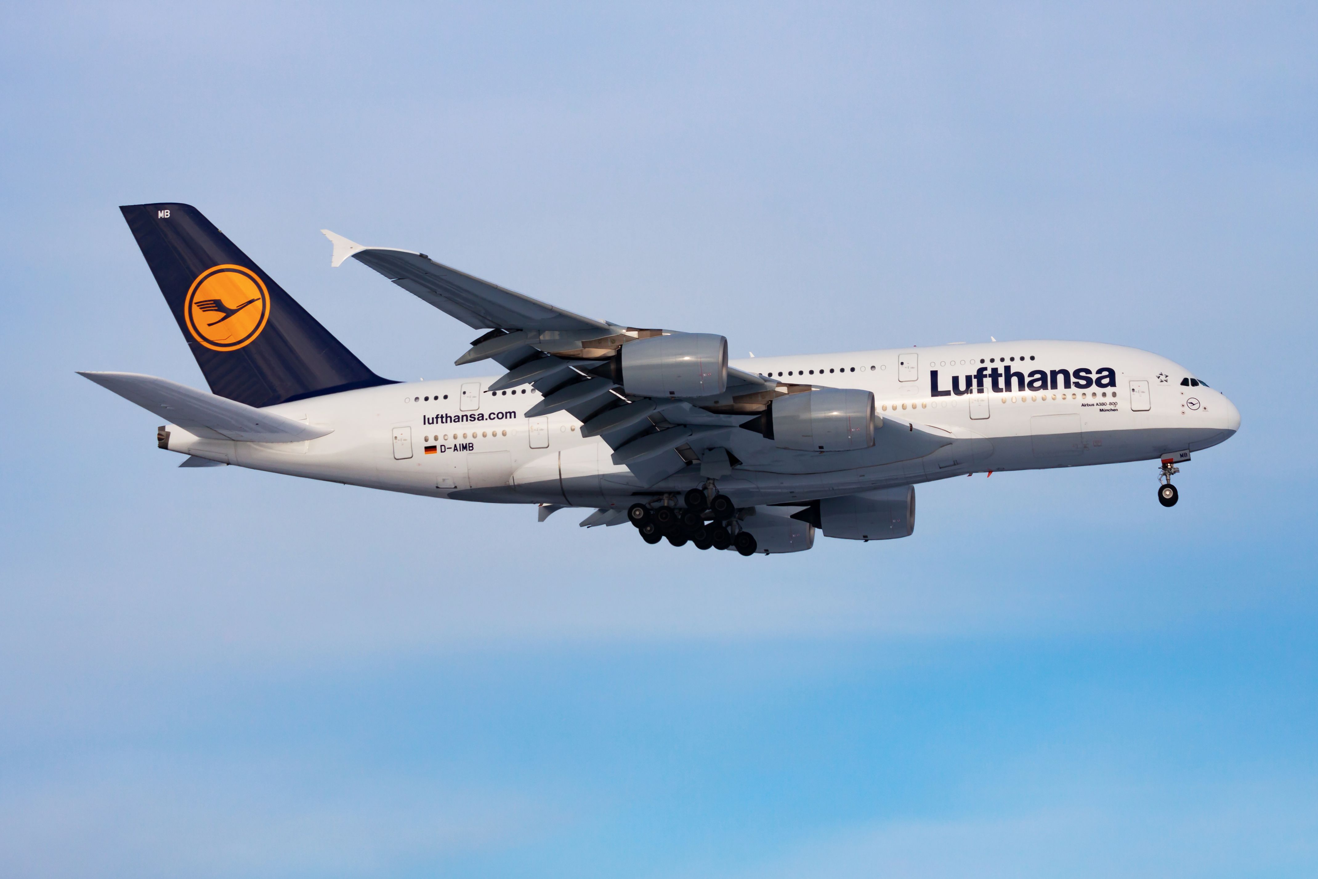 Lufthansa Removes Its 6th Airbus A380 From Storage In Teruel With Positioning Flight To Frankfurt
