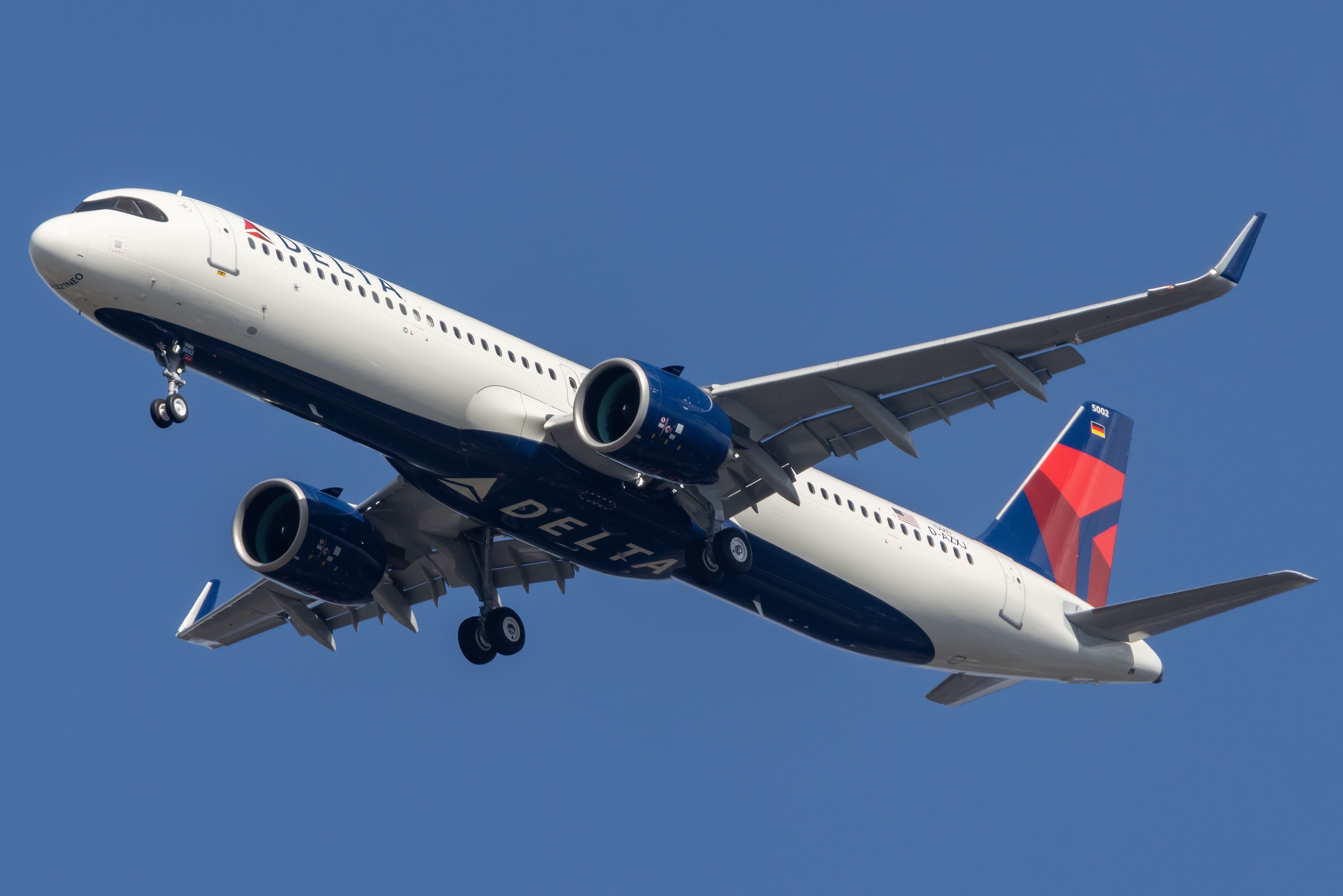 Delta Air Lines Airbus A321neo Diverts To Boston Logan International Airport Due To Engine Issues