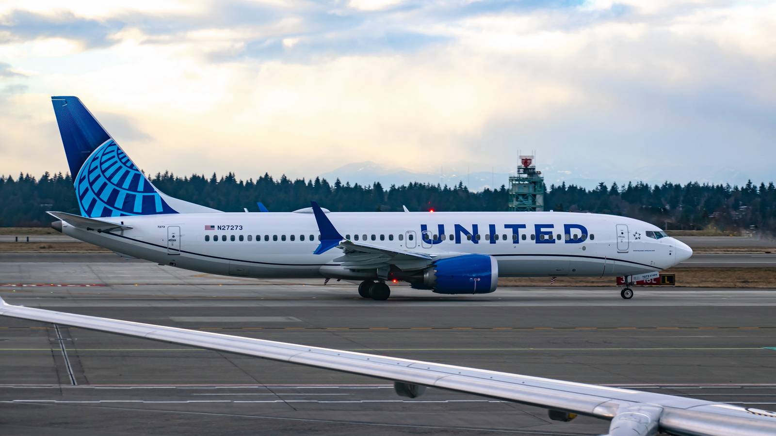 United Airlines Adds A New Boeing 737 MAX 8 Service Between San Francisco And Belize