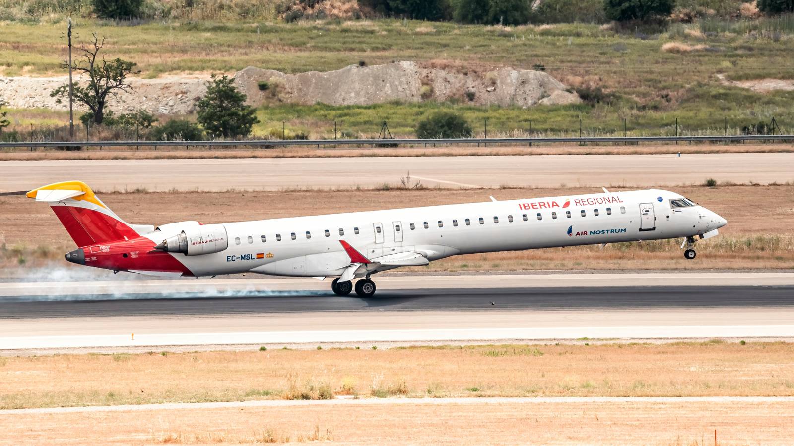 "Don't Leave": Man Stops Iberia Flight From Turin To Madrid After Deciding To Stay With Love Of His Life