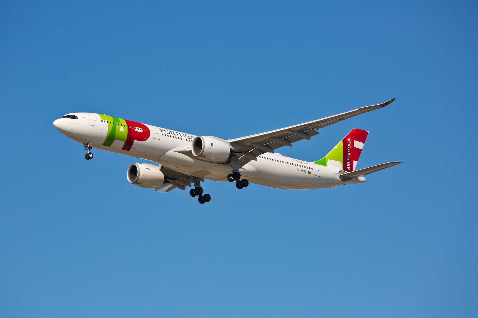TAP Air Portugal Airbus A330neo landing shutterstock_1505036531