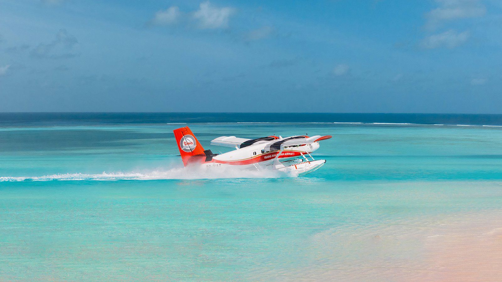 Trans Maldivian Airways: A Brief Guide To The World's Largest Seaplane ...
