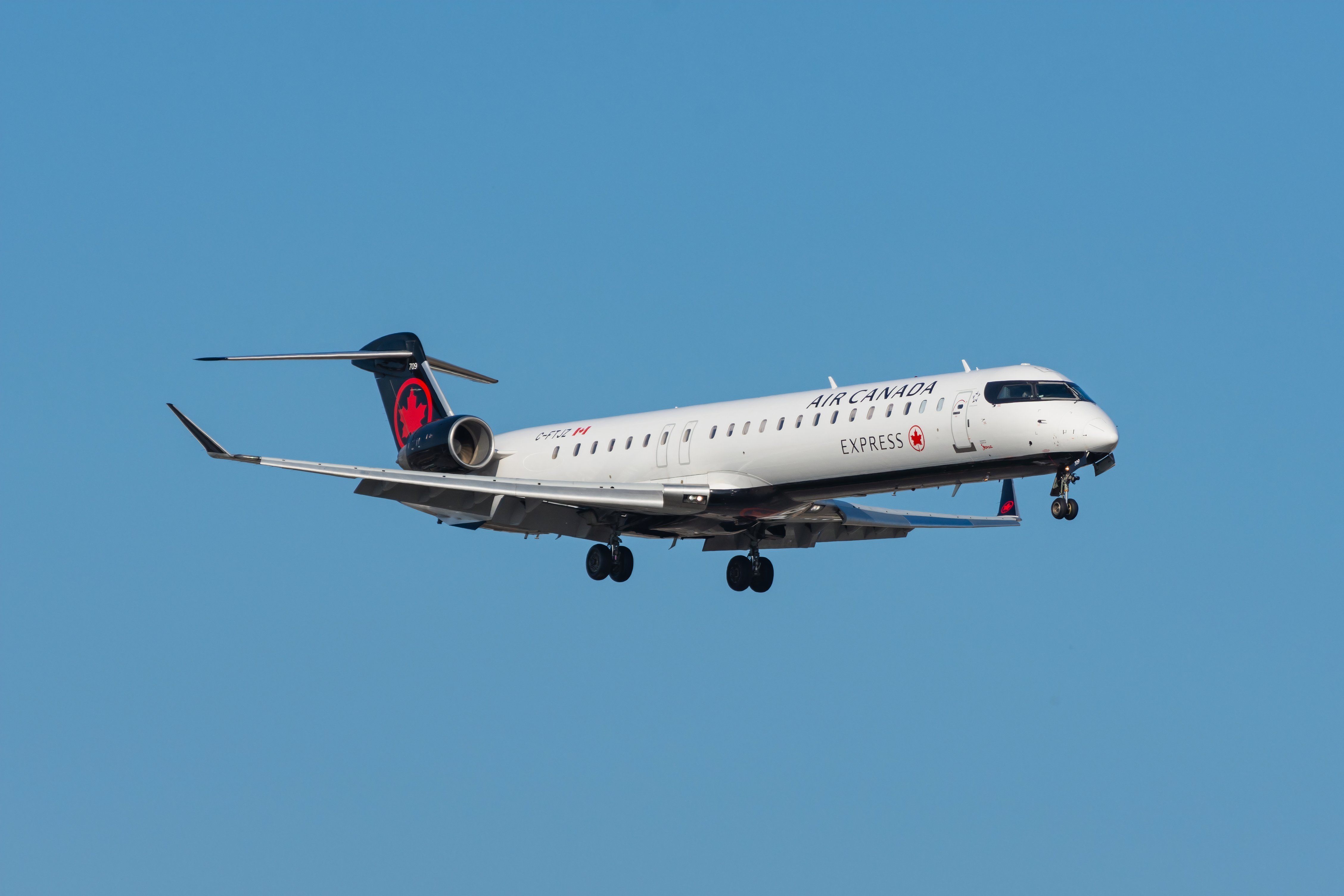 FAA Proposes AD For CRJ Regional Jets Susceptible To 5G Interference